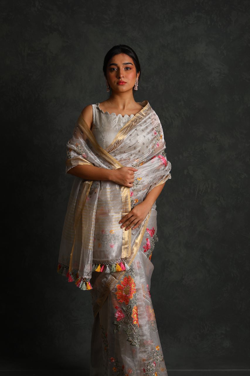 Drape in Elegance with Bhanushri Gondala's Benarasi Tissue Sarees at Nymi Store