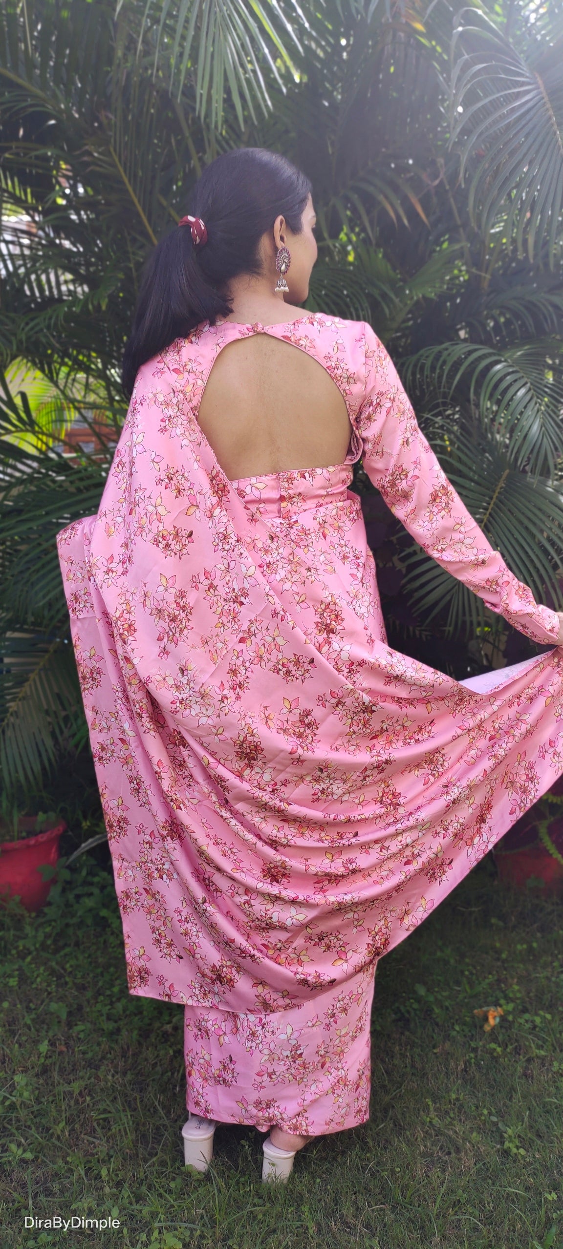 Stylish Pink Peach Satin Silk Floral Printed Saree