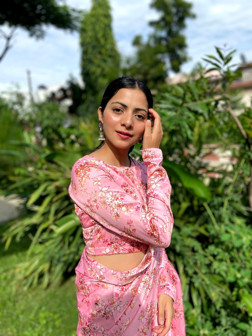 Stylish Pink Peach Satin Silk Floral Printed Saree