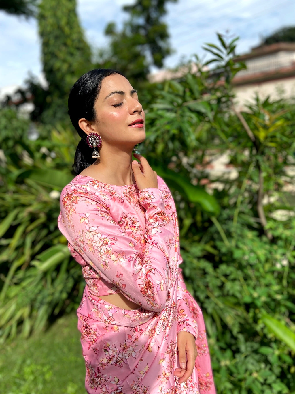 Stylish Pink Peach Satin Silk Floral Printed Saree