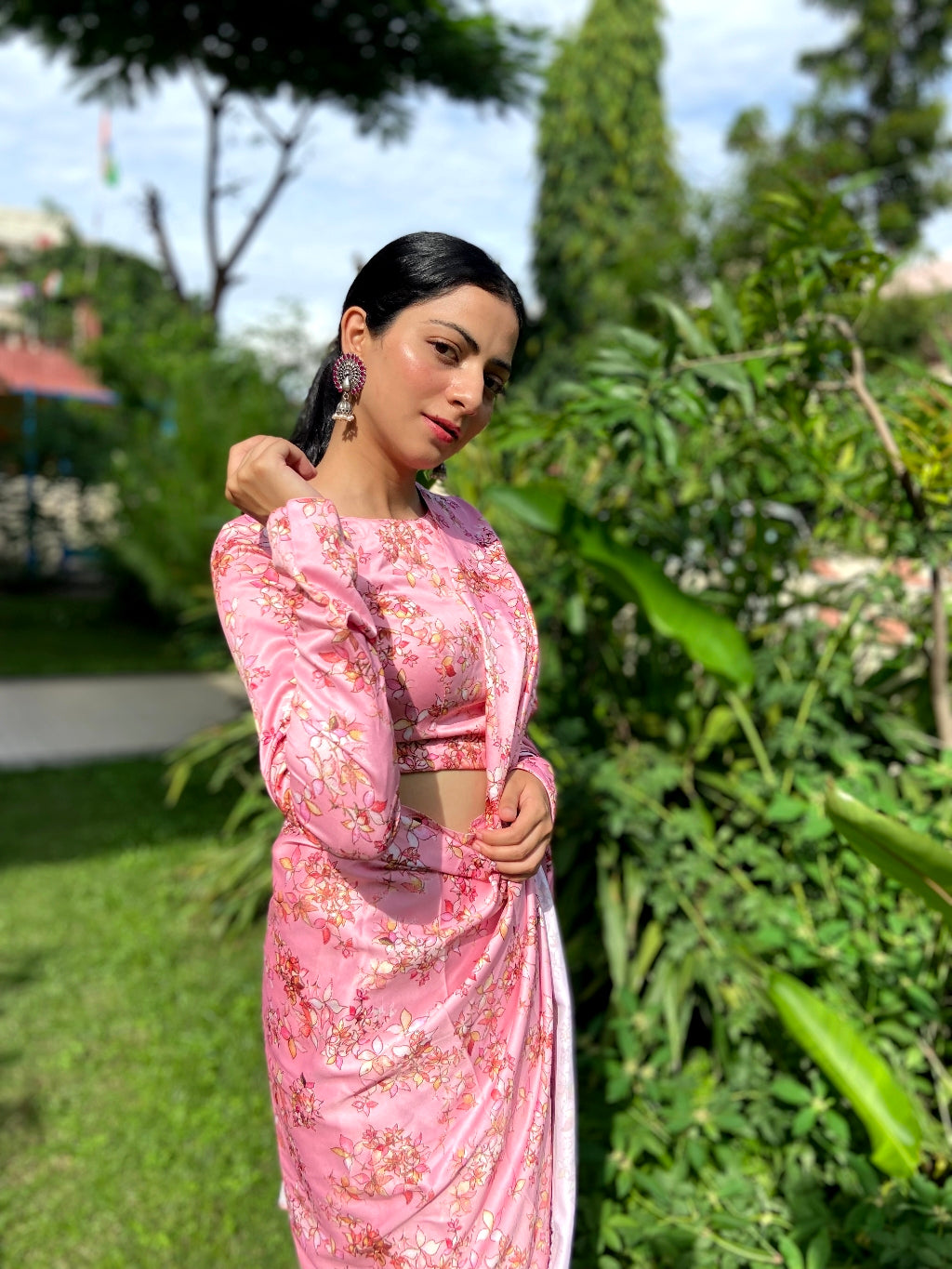 Stylish Pink Peach Satin Silk Floral Printed Saree