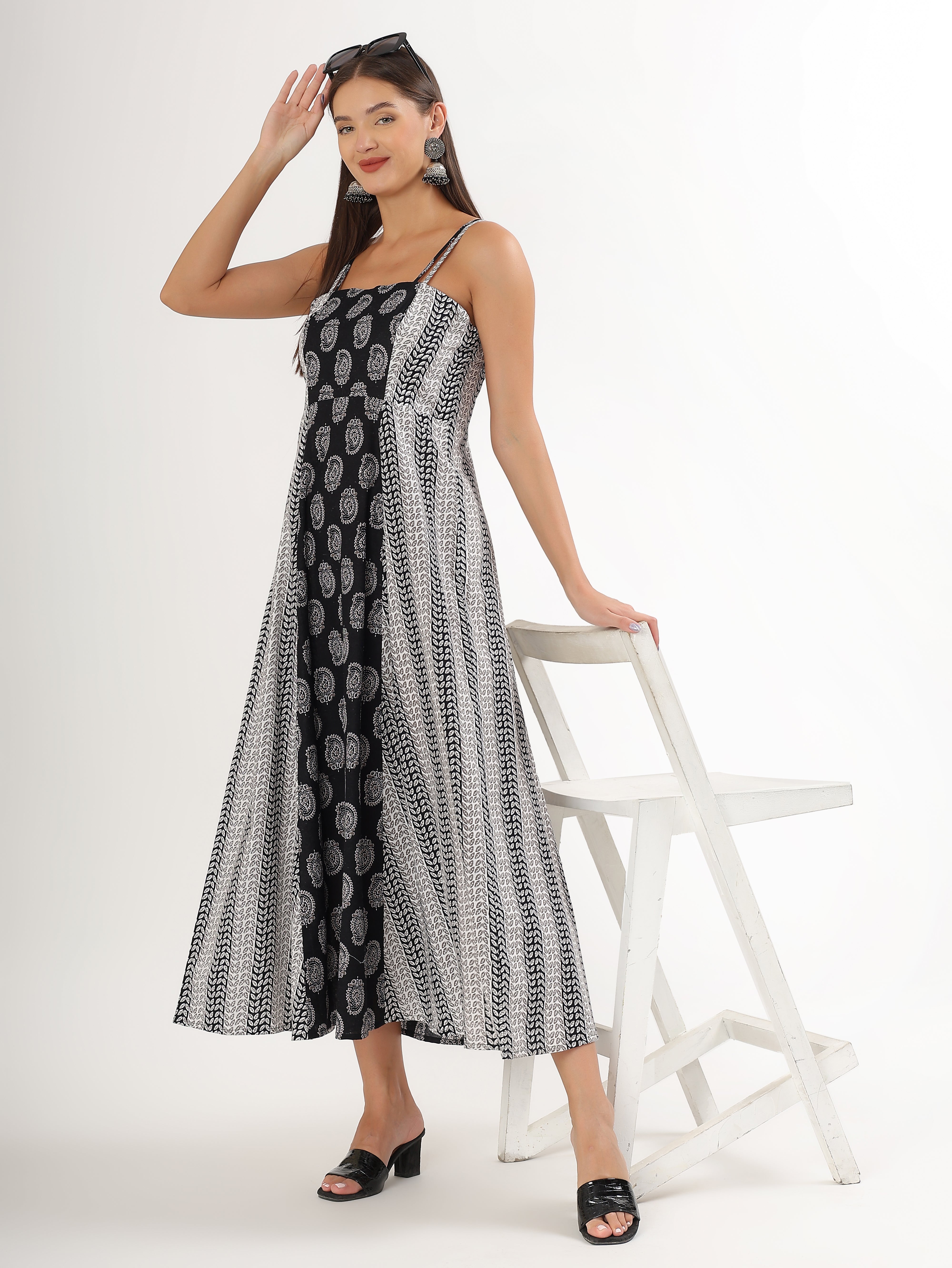 A-line Sleeveless Dress