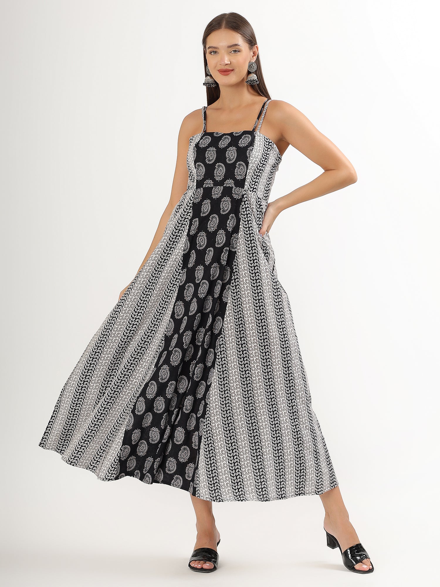 A-line Sleeveless Dress