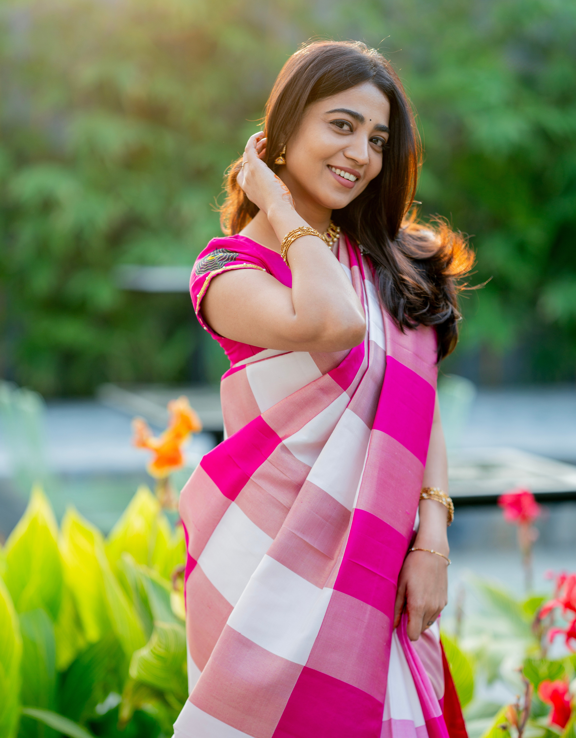 Hot Pink Kanchipattu Saree Checkered Hand-Painted Krishna Blouse