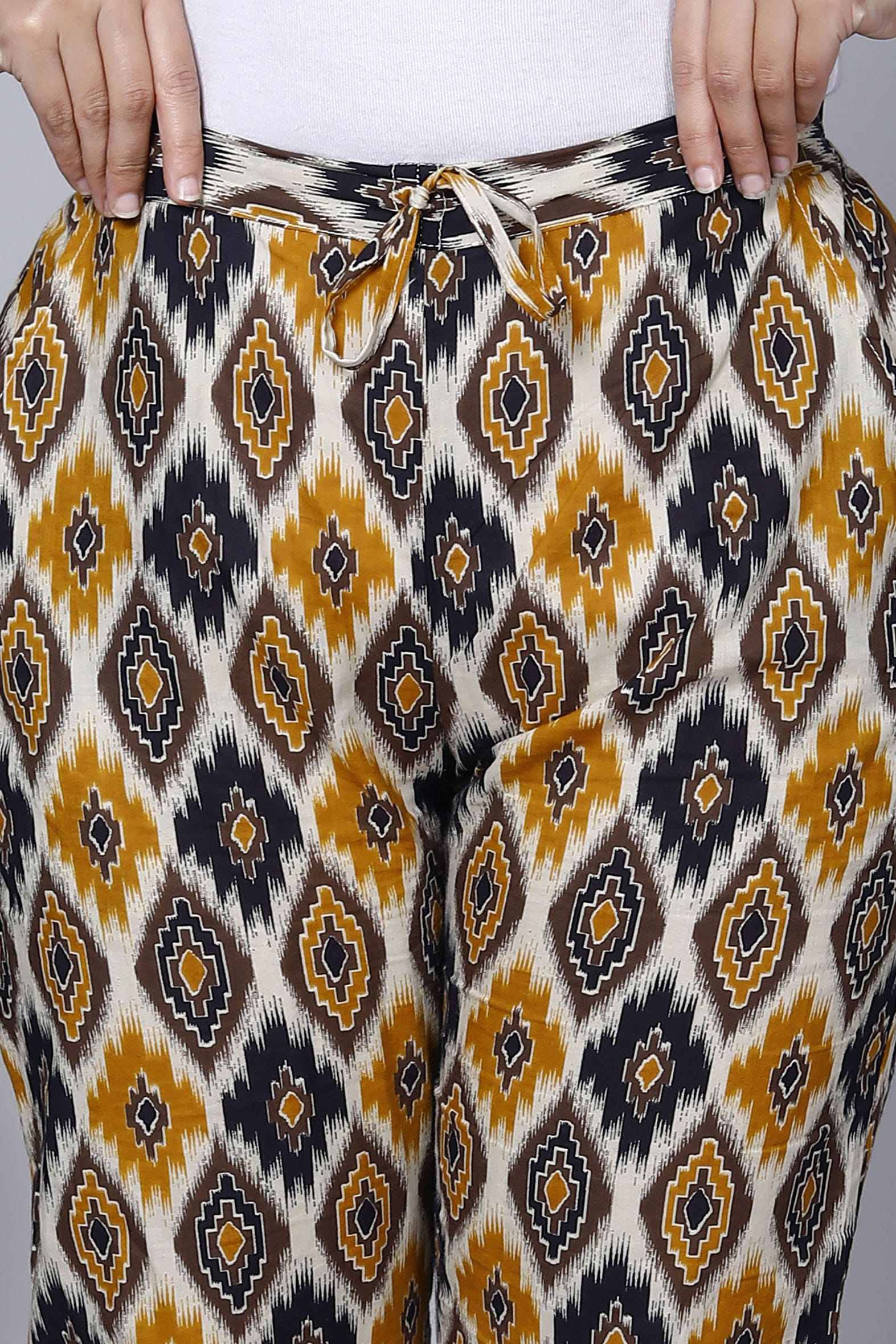 Versatile Beige Cotton Printed Ankle Length Pant