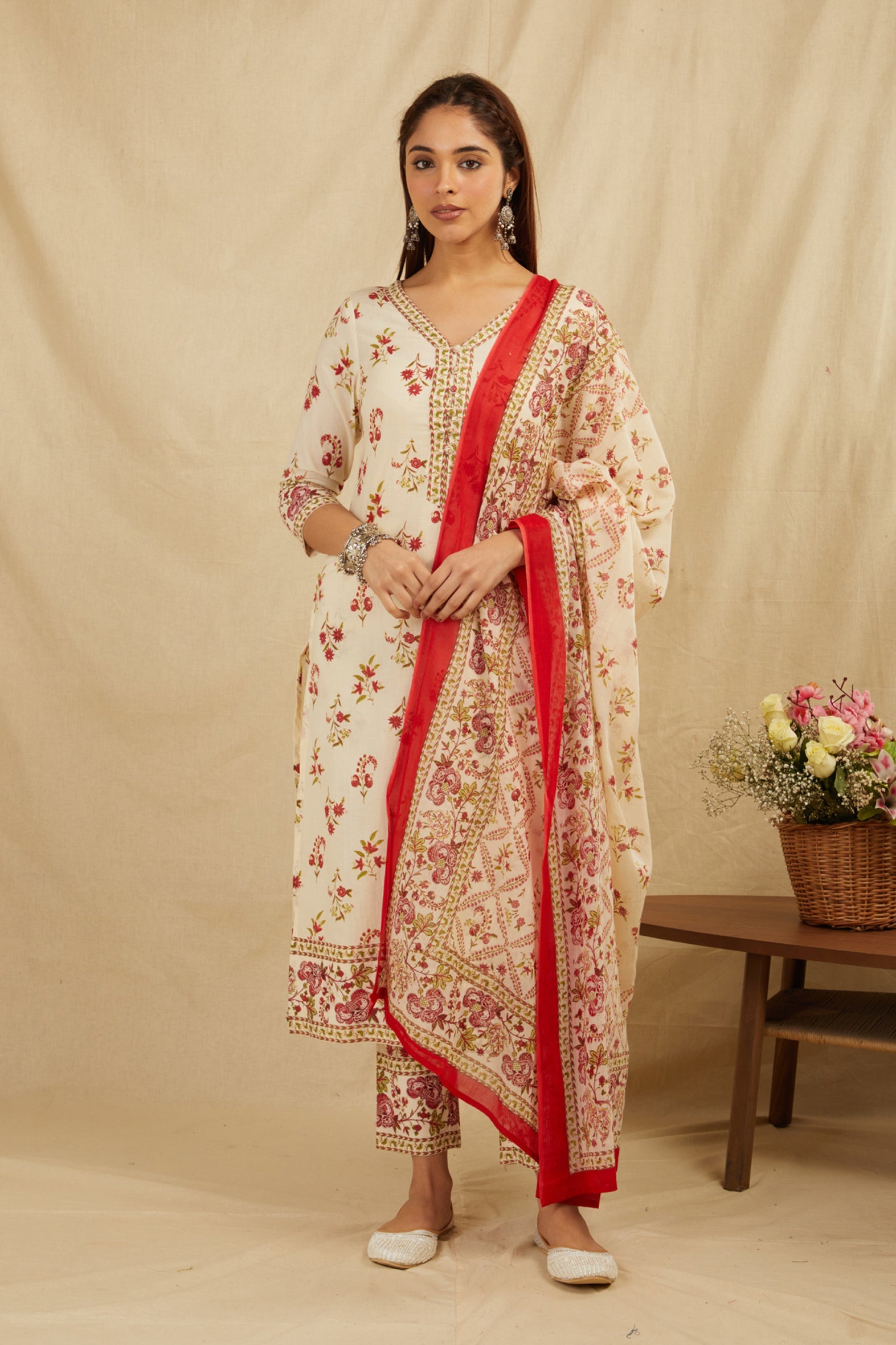 Cream Butti Cotton Kurta Pant & Mulmul Dupatta Set