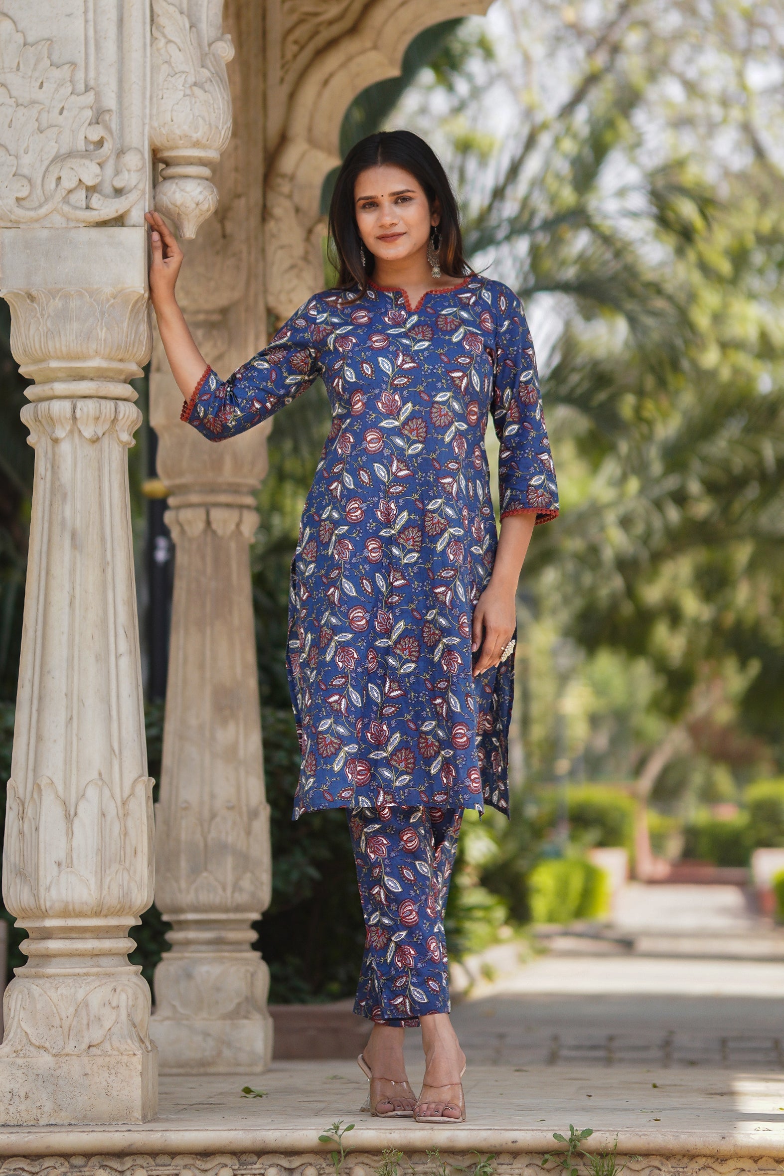 Blue Floral Printed Cotton Straight Kurta Pants Set