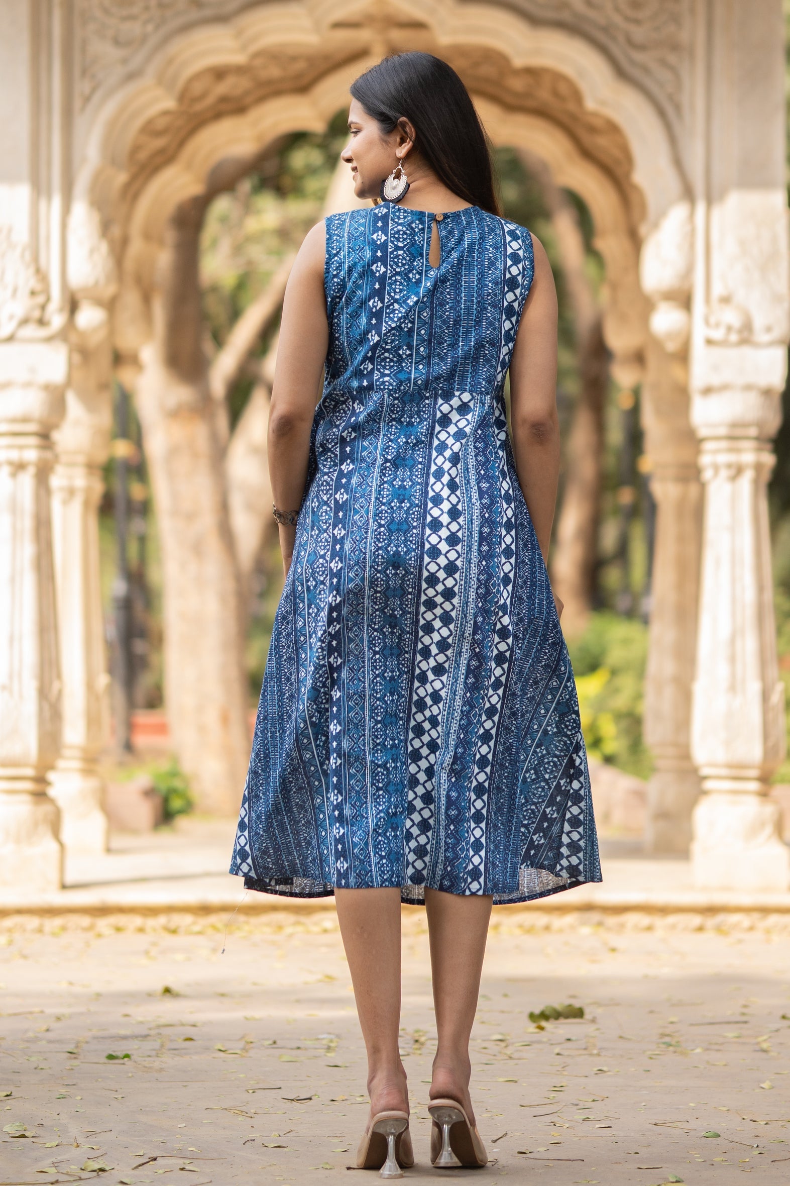 Blue Printed Cotton Sleeveless Dress - Boat Neck