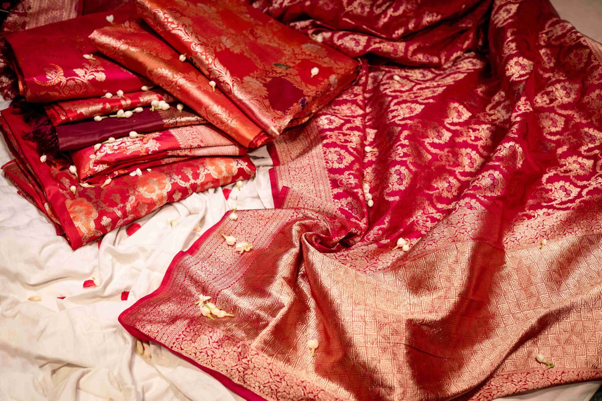 Pink Benaras Silk Saree Chandelier Jaal Pattern Brocade Weave