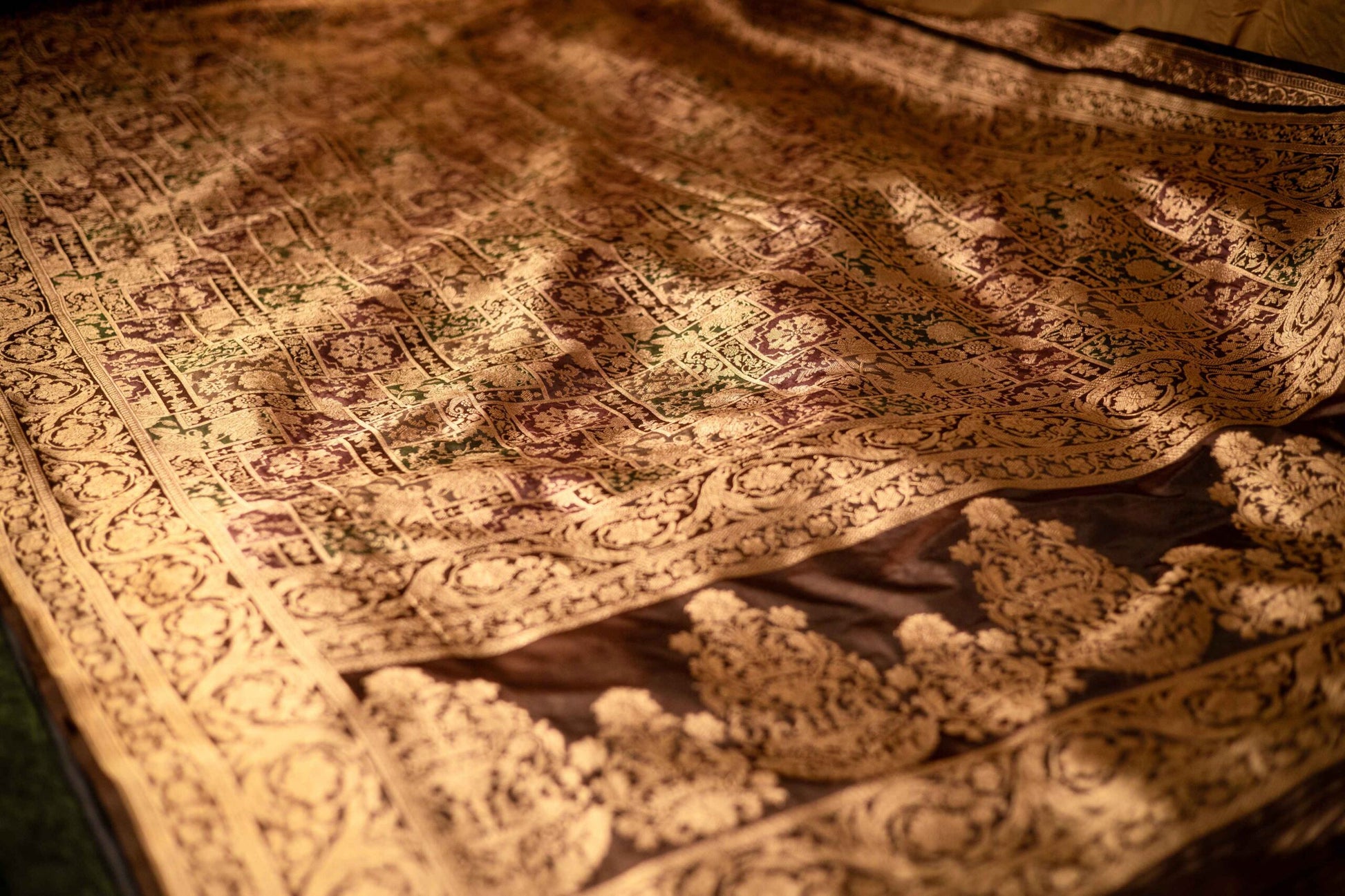 Burgundy Green Benaras Silk Saree Creepers Geometric Jaal