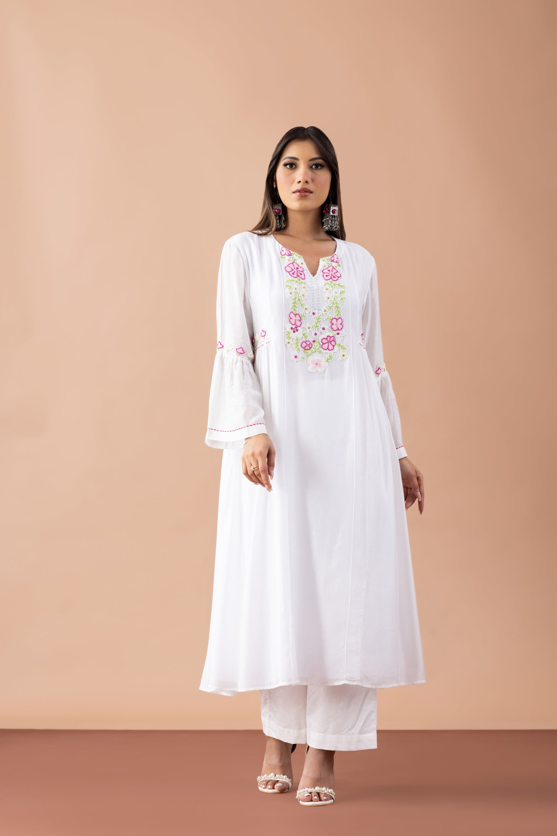 Parijat White Floral Embroidered Kurta Set