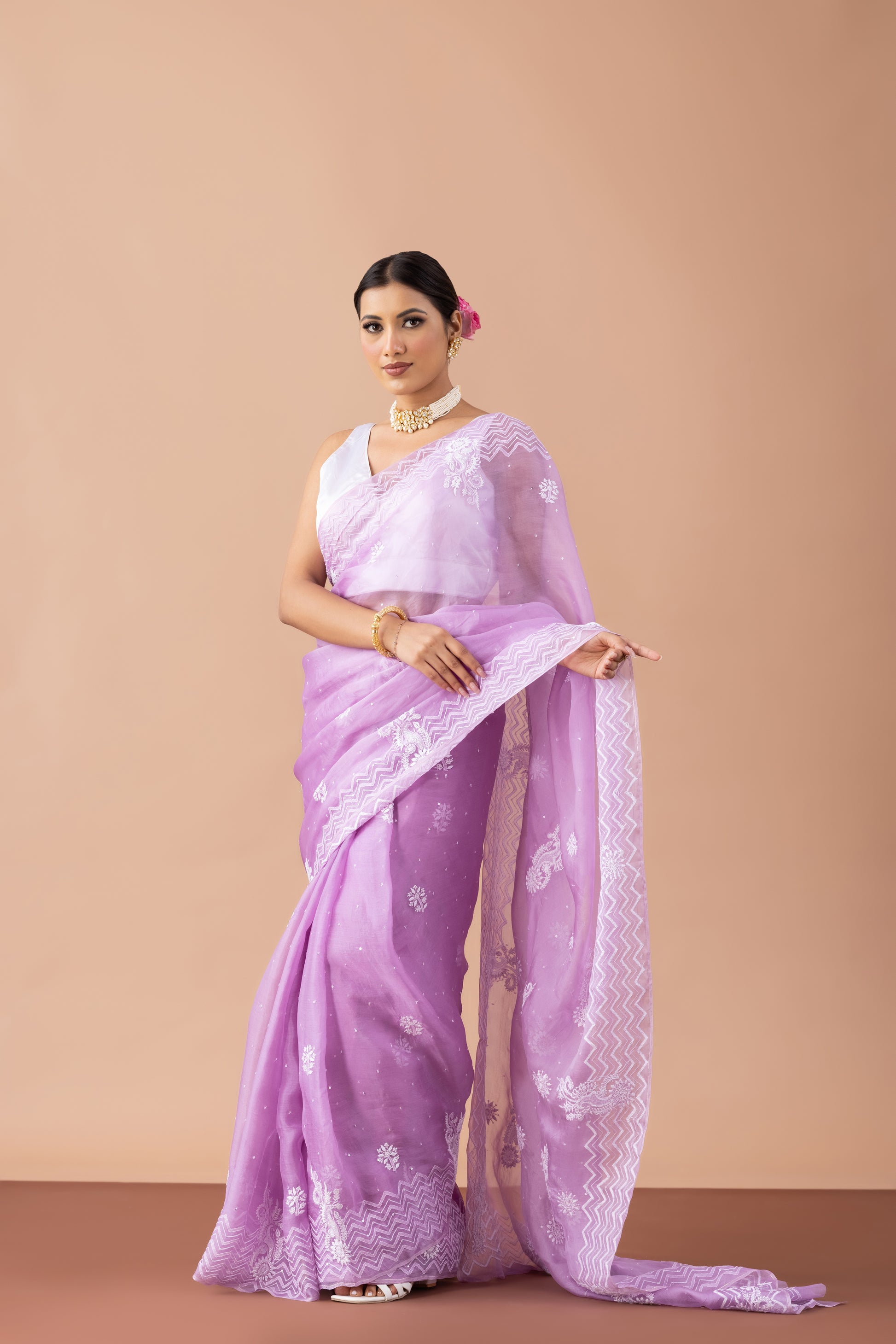 Exquisite Mauve Organza Saree with White Threadwork Embroidery