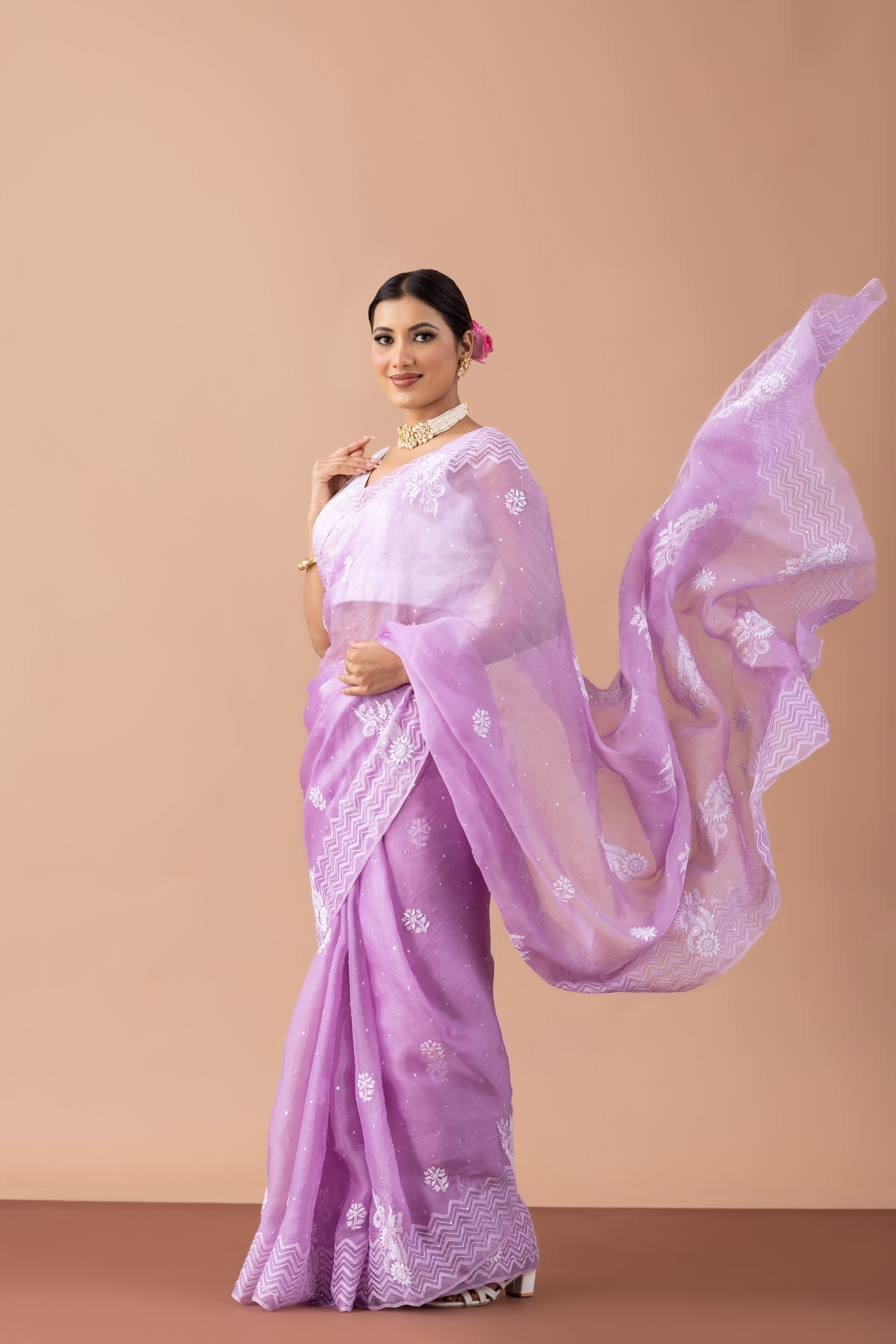 Exquisite Mauve Organza Saree with White Threadwork Embroidery