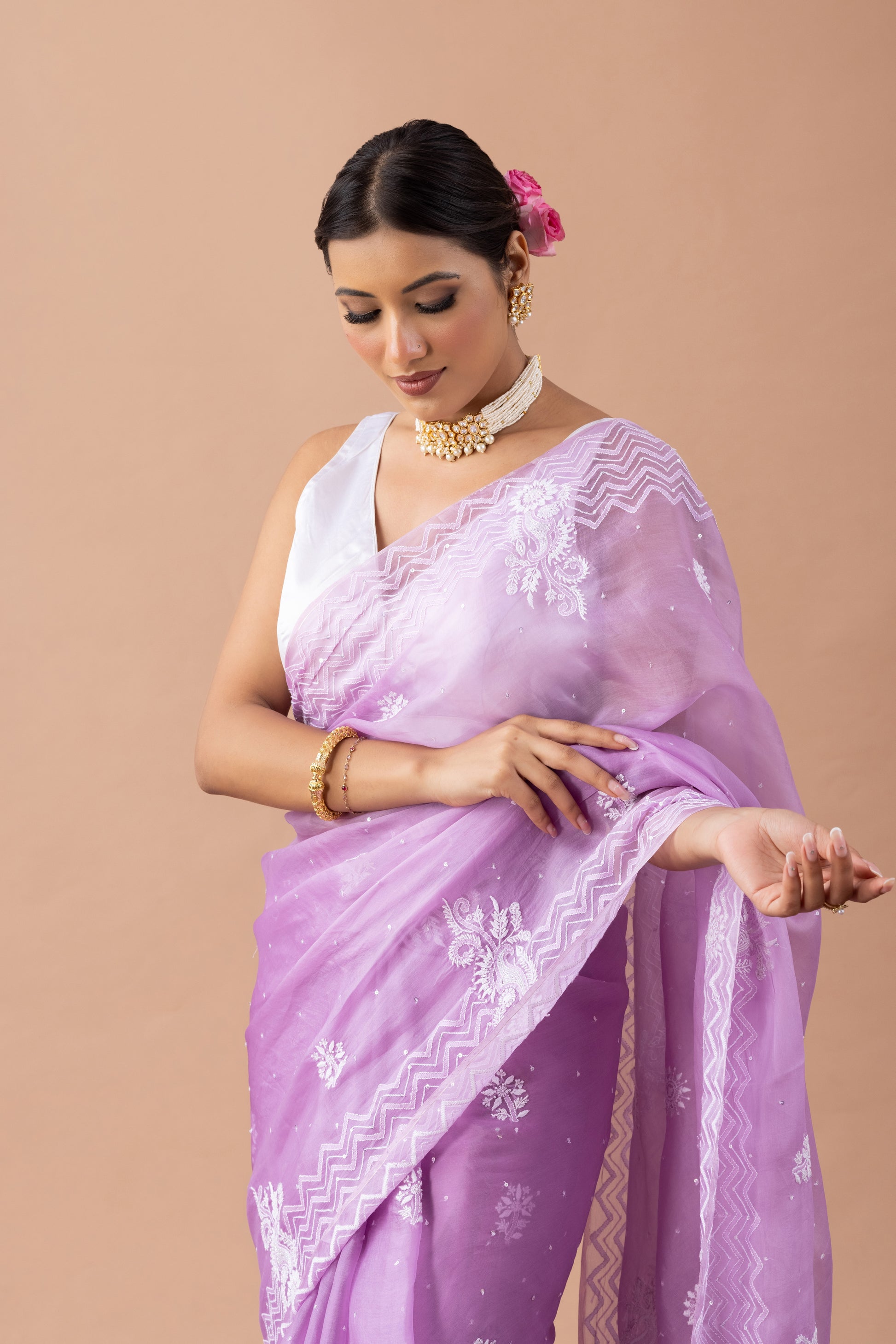 Exquisite Mauve Organza Saree with White Threadwork Embroidery