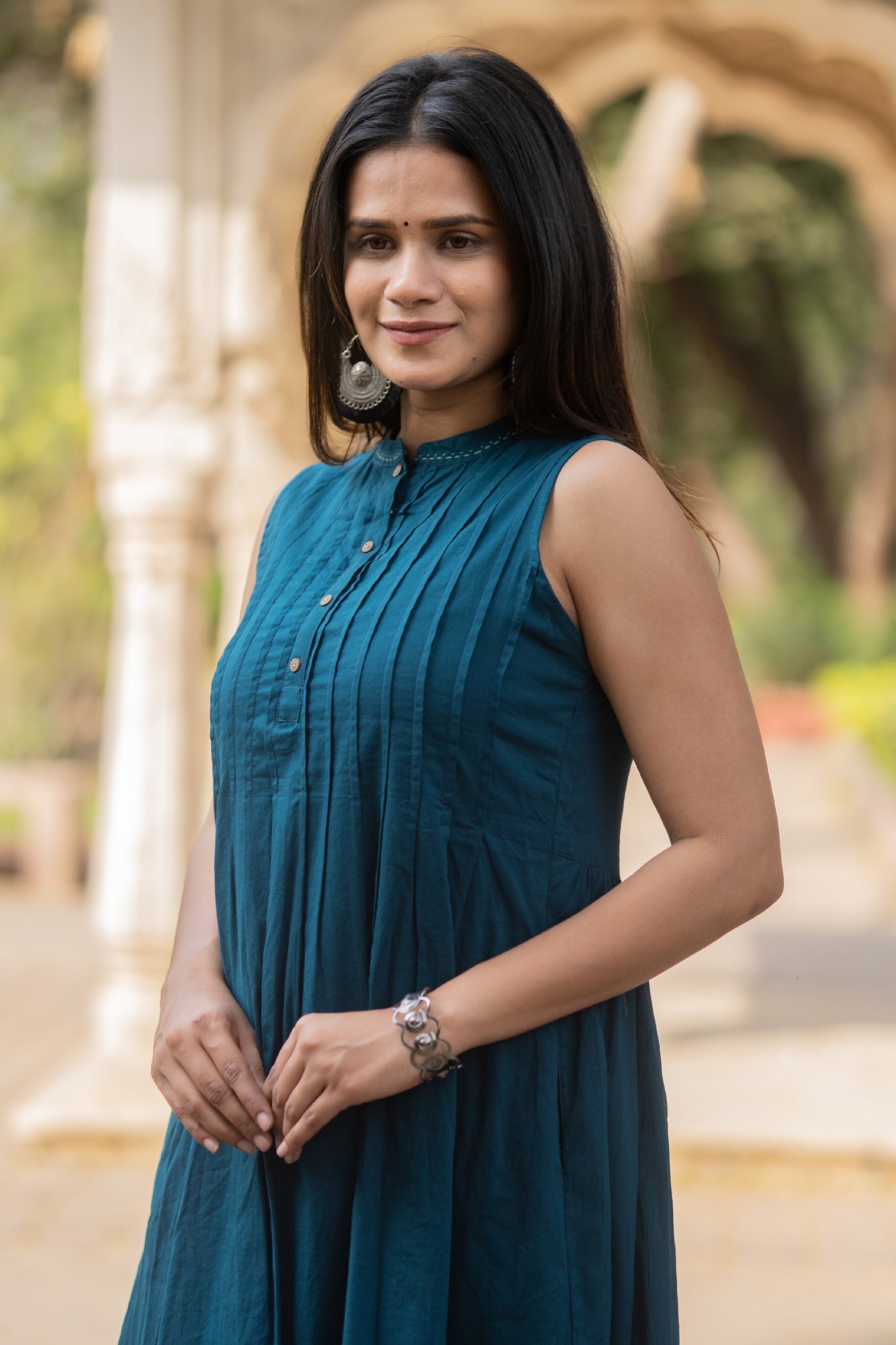 Sea Blue Solid Cotton Knee Length Dress - Collar Neck