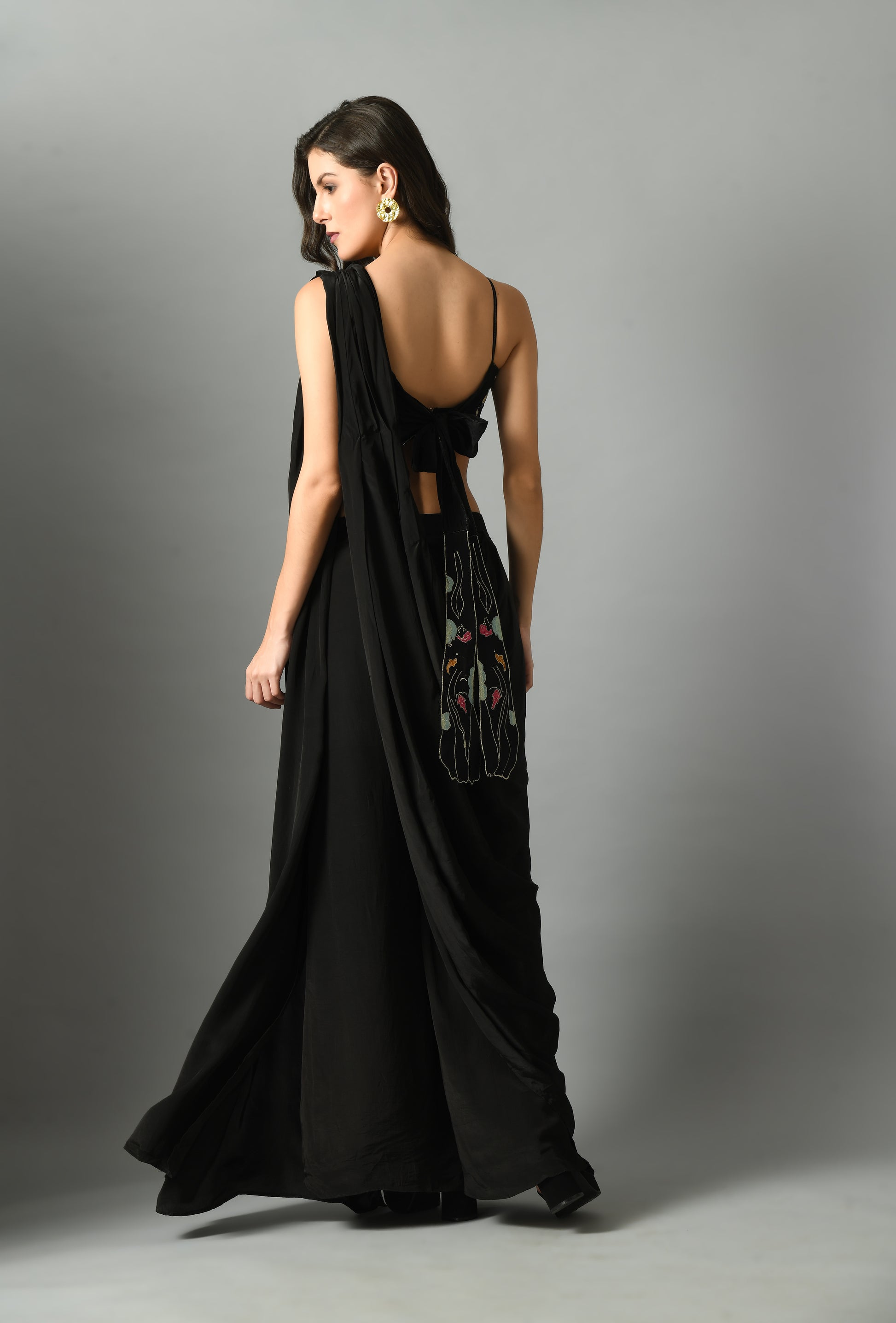 Elegant Black Crepe Silk Moonshine Pre-Draped Saree