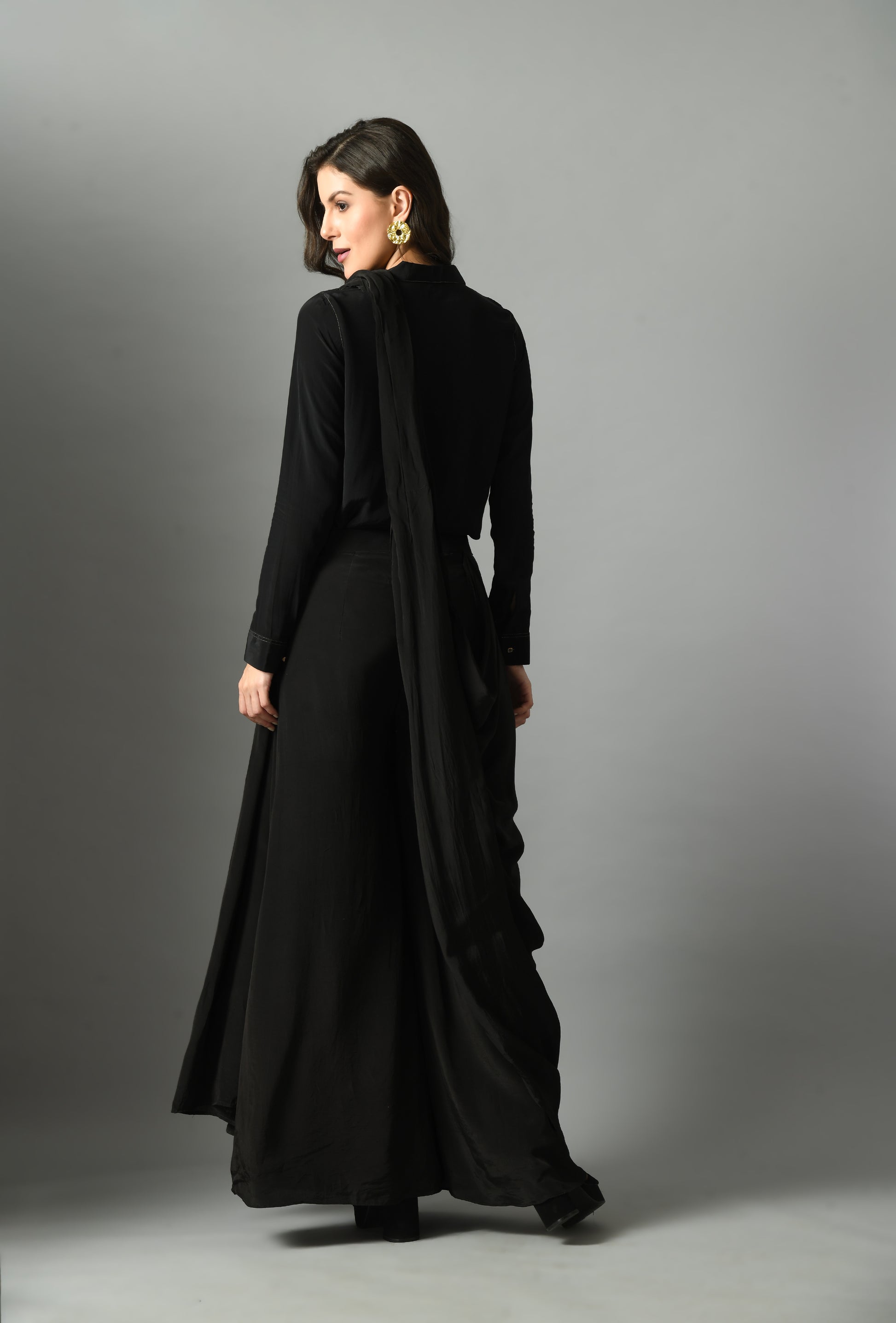 Elegant Black Crepe Silk Moonshine Pre-Draped Saree