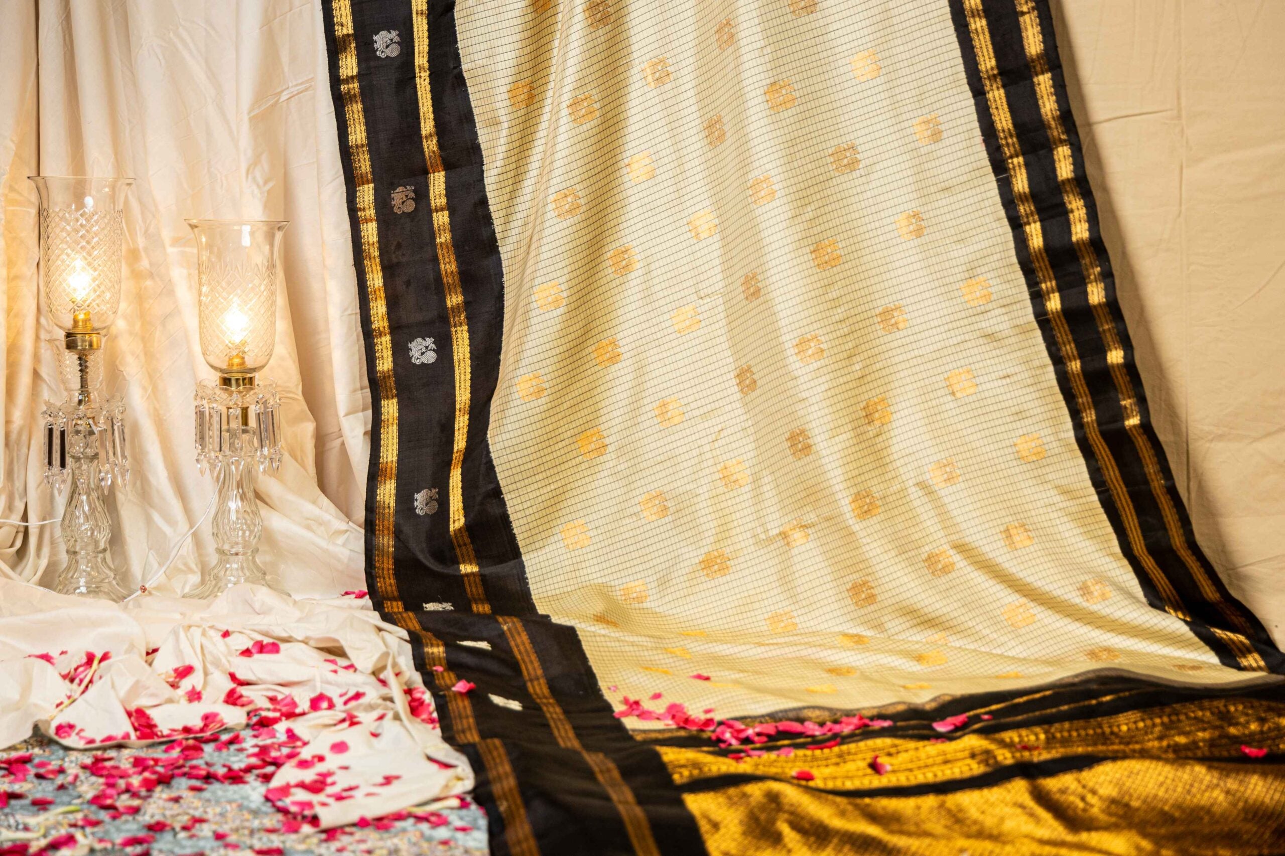 Ivory Black Gadwal Cotton Silk Saree Checks Peacock Kuttu Border