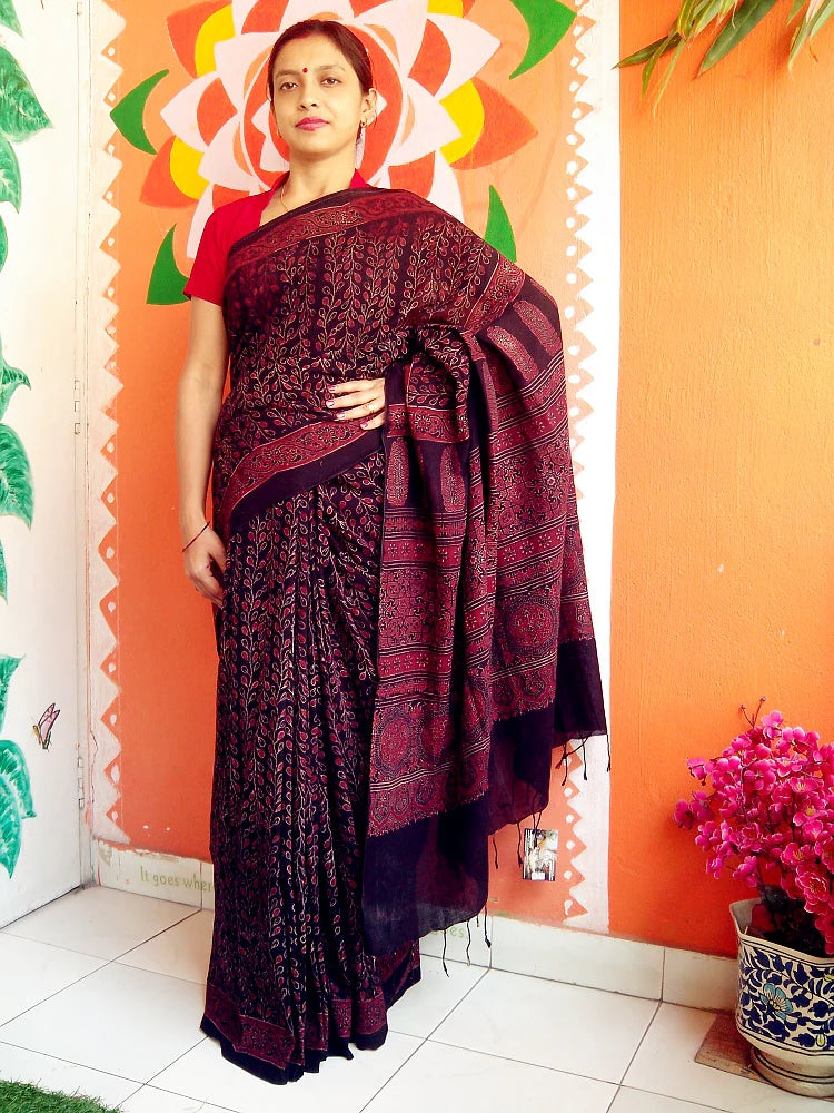 Madder Red Indigo Blue Muslin Cotton Ajrakh Handblock Saree Nature