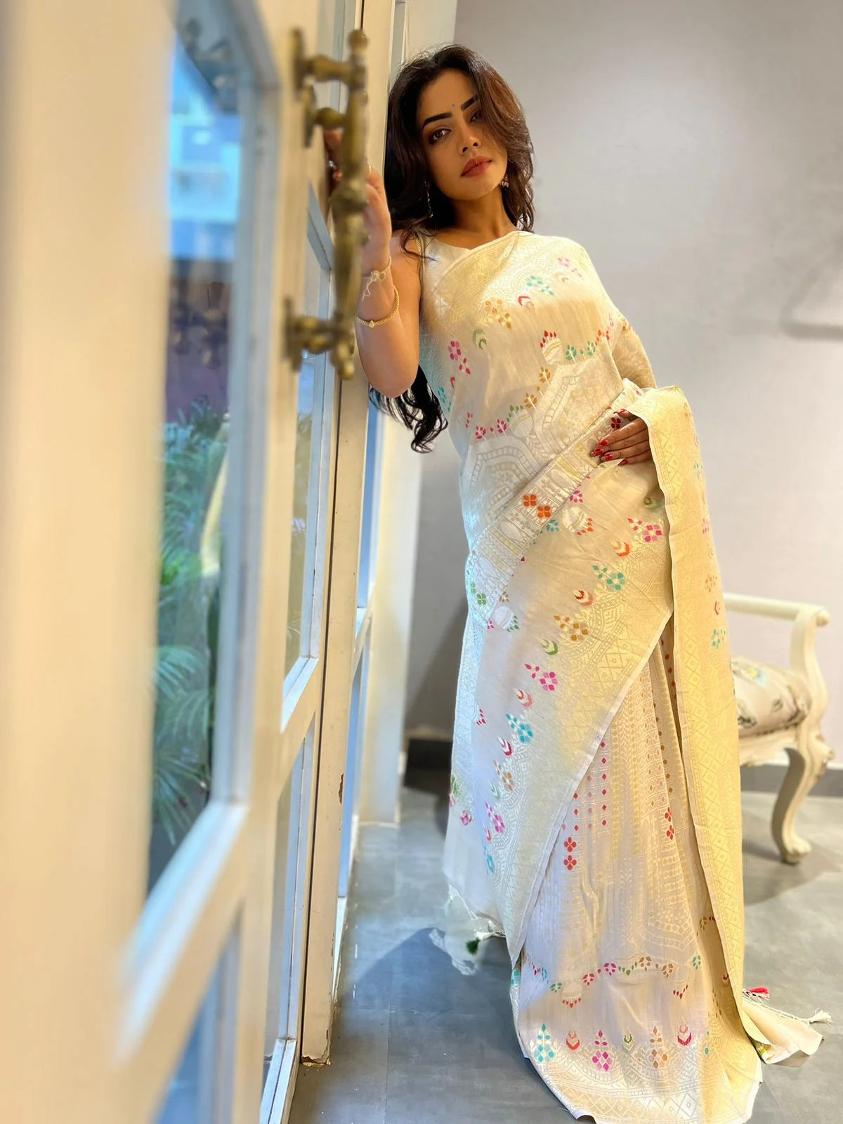 Ivory Floral Tussar Meenakari Saree - Handcrafted Traditional Saree