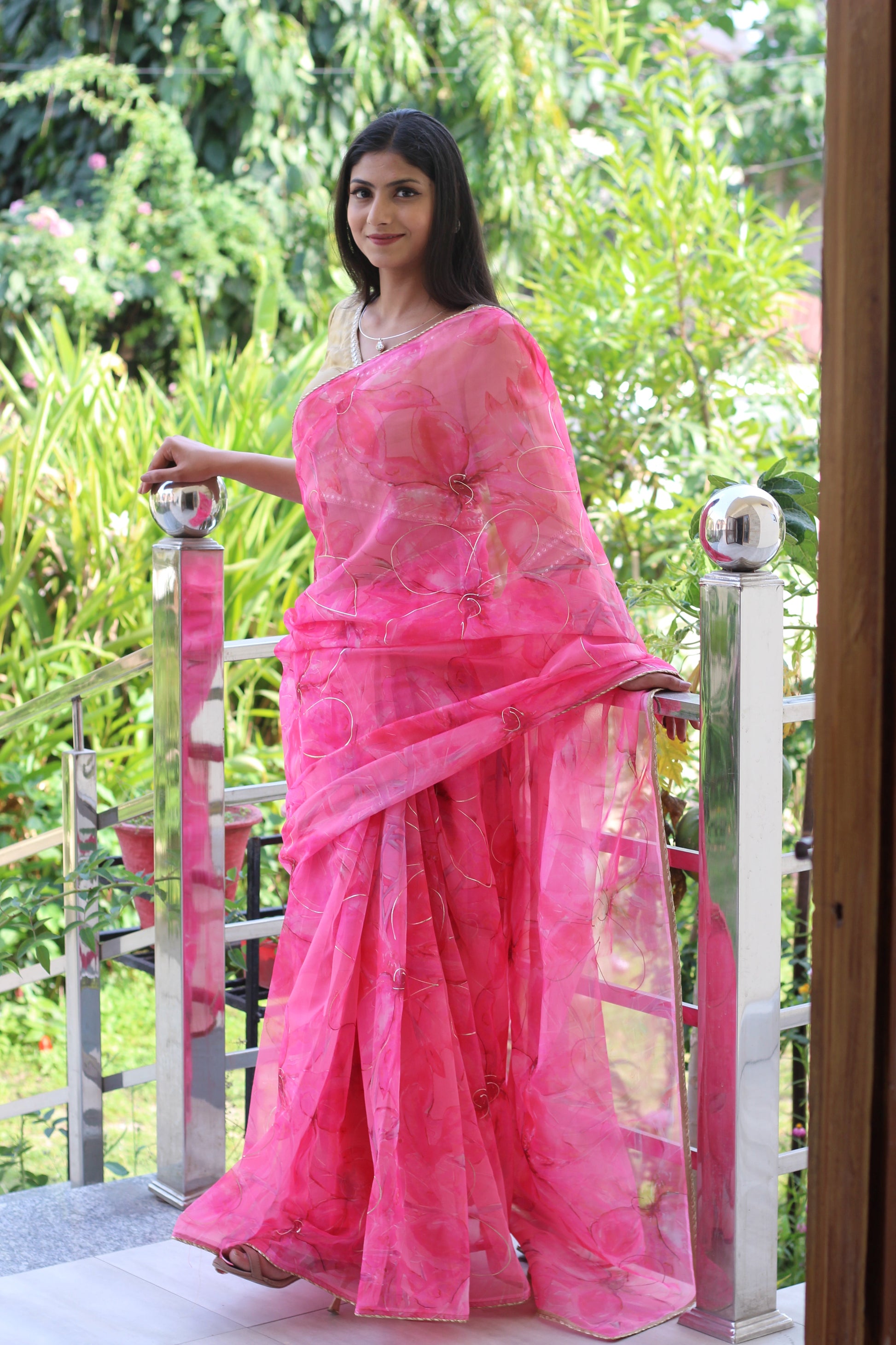 Captivating Pink Printed Organza Saree Floral