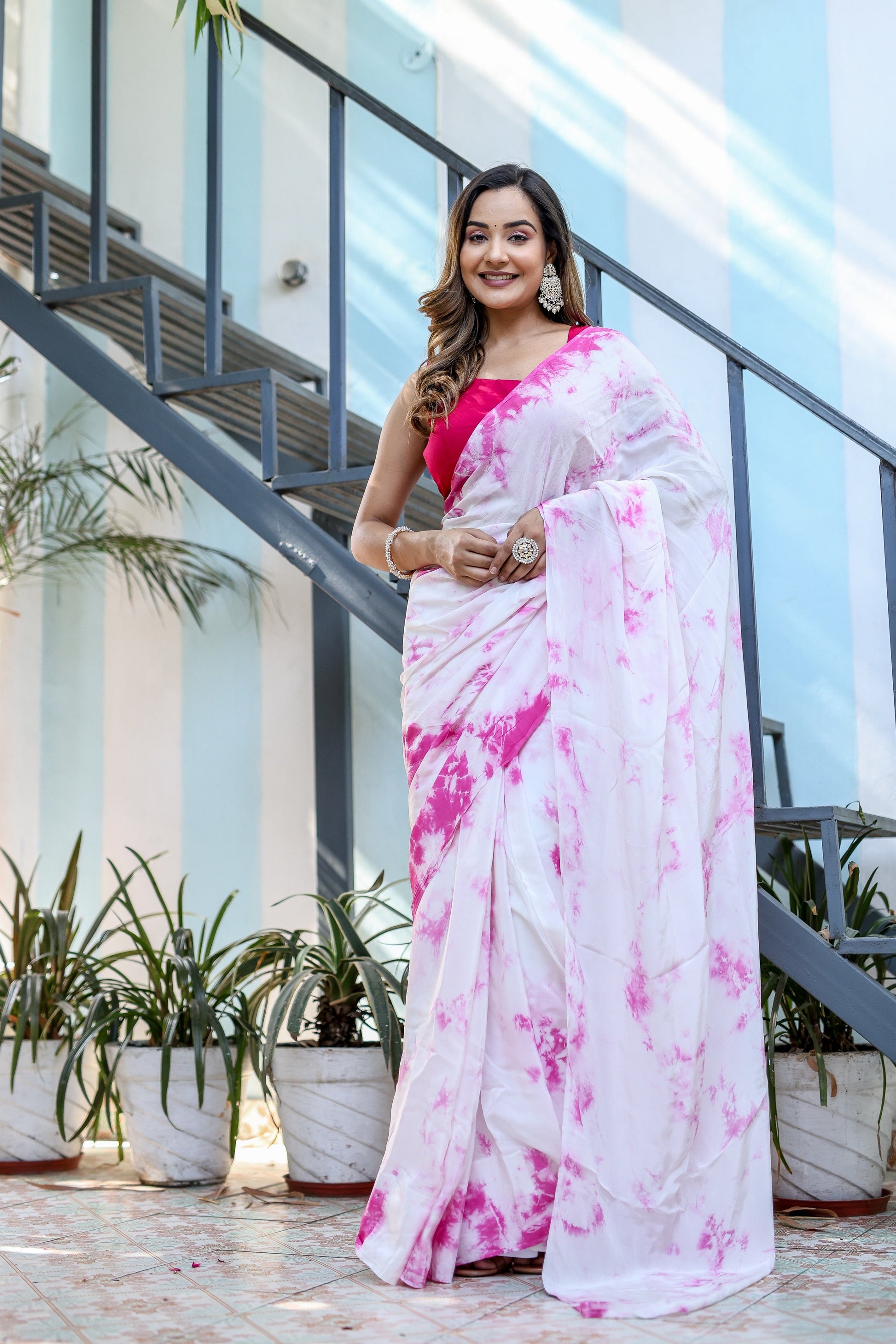 Stunning Pink Shibori Hand Dyed Saree Abstract