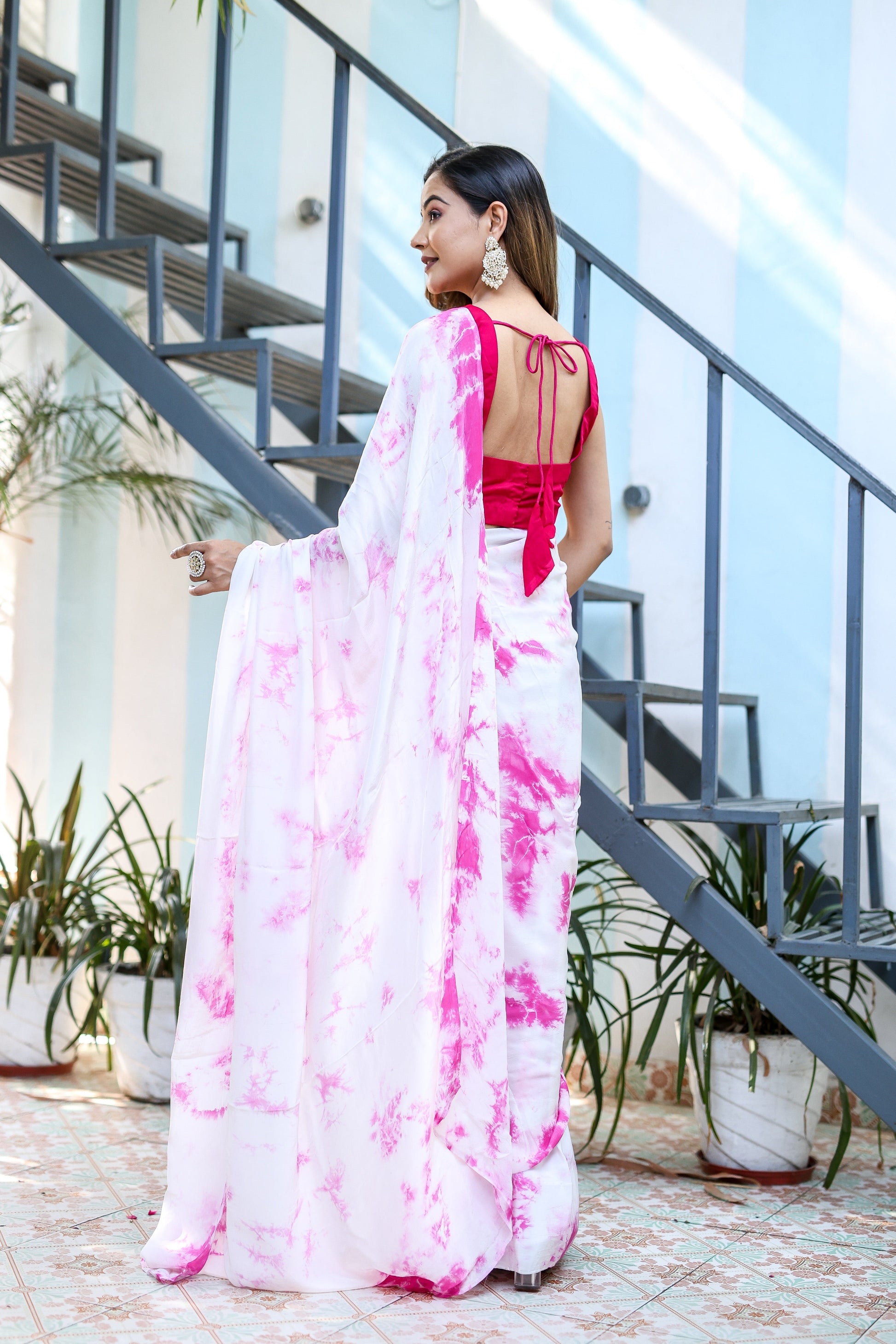 Stunning Pink Shibori Hand Dyed Saree Abstract