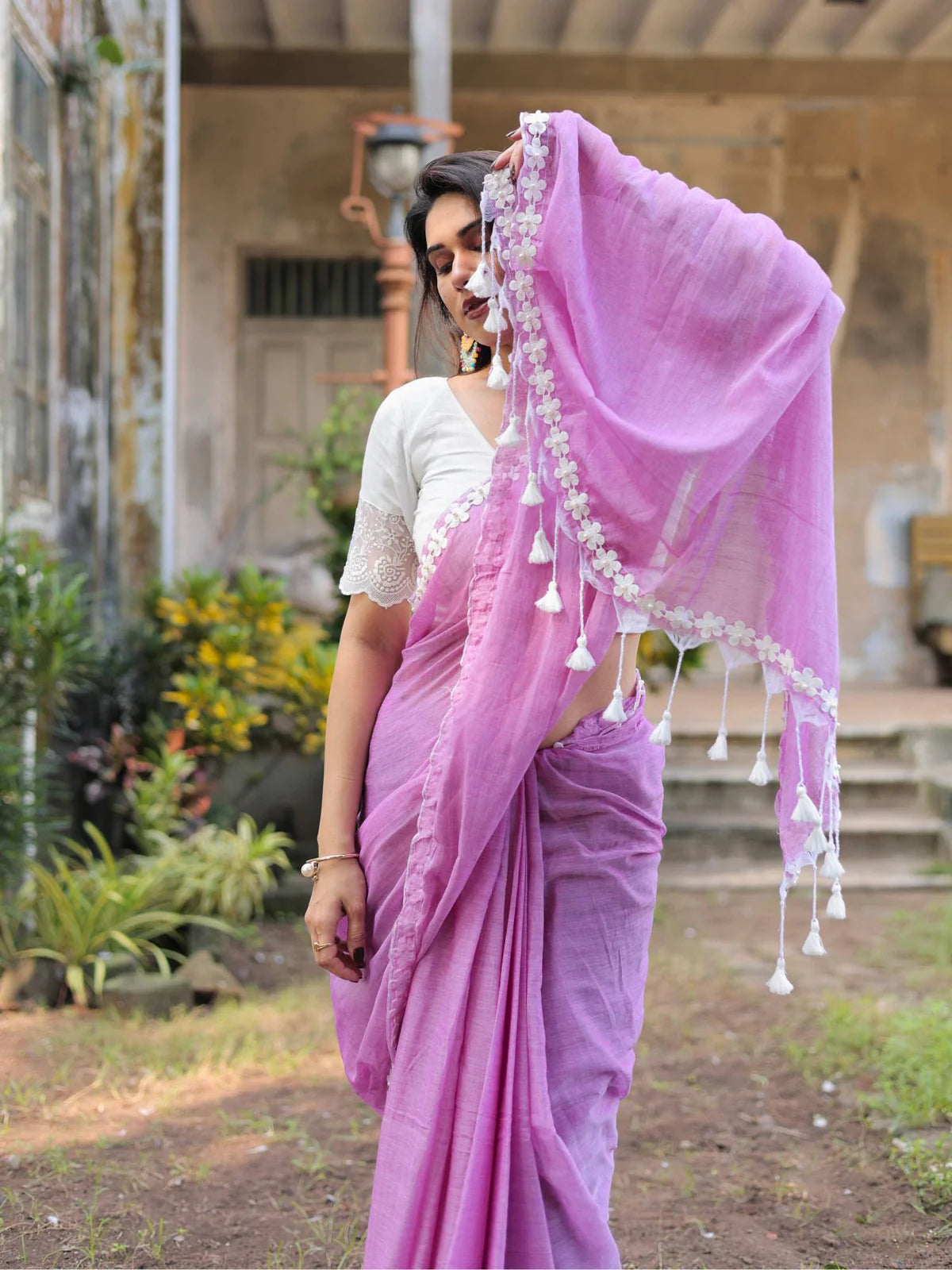 Beautiful Mauve Mul Cotton Violet Flower Lace Saree
