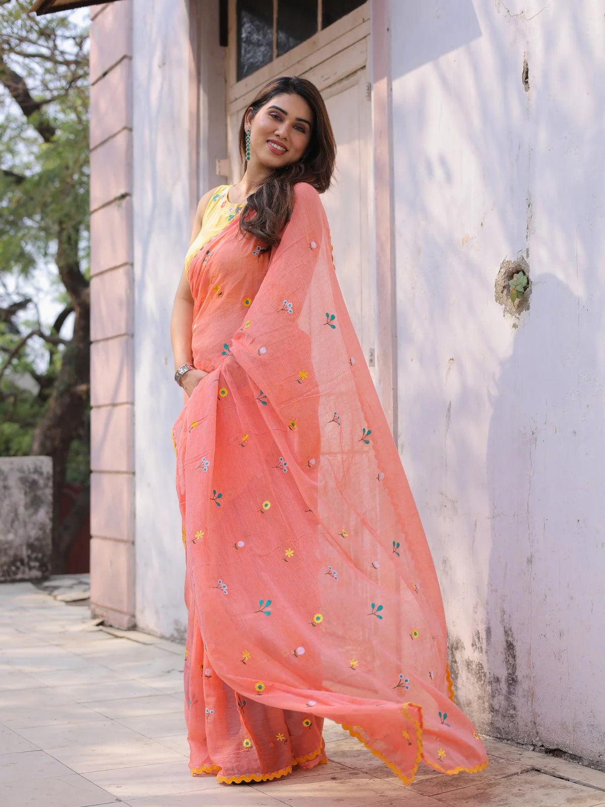 Prettiest Peach Mul Cotton Ganik Embroidered Saree Floral Lace