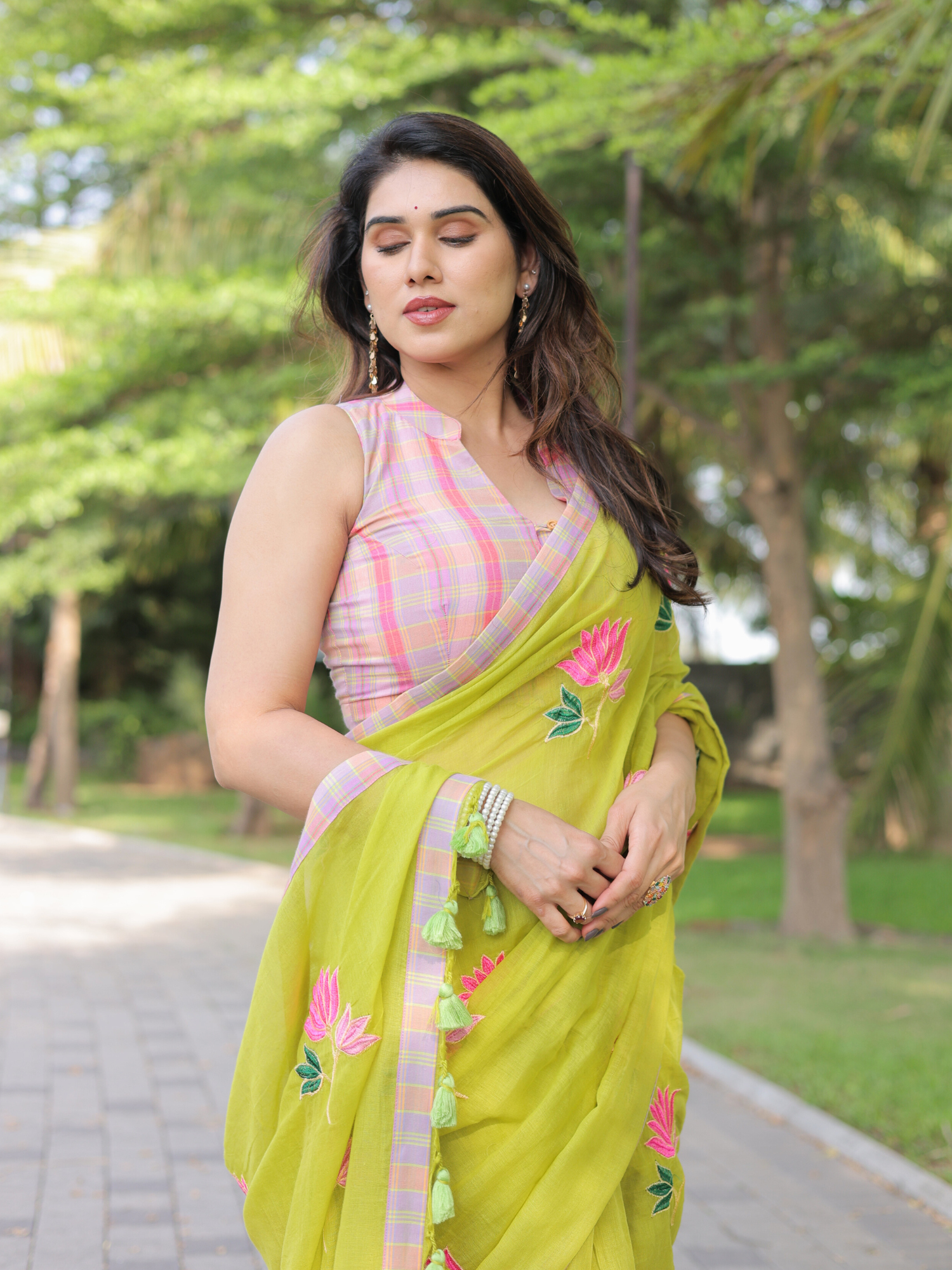 Totta Pari cotton embroidered saree with blouse