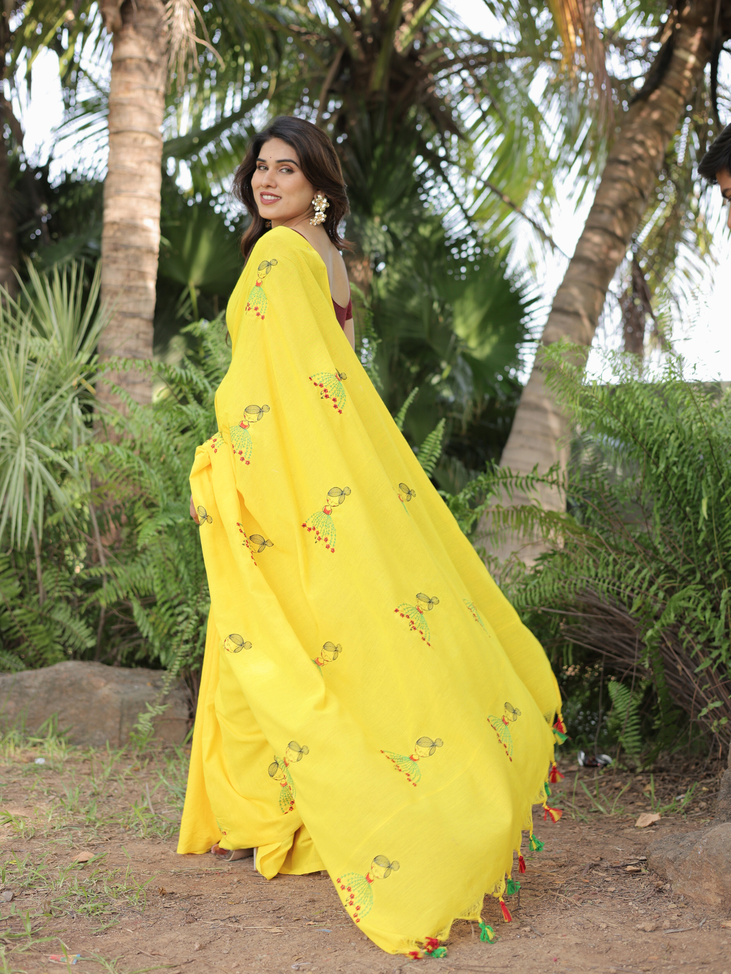 Gudiya yellow doll embroidery saree with blouse.