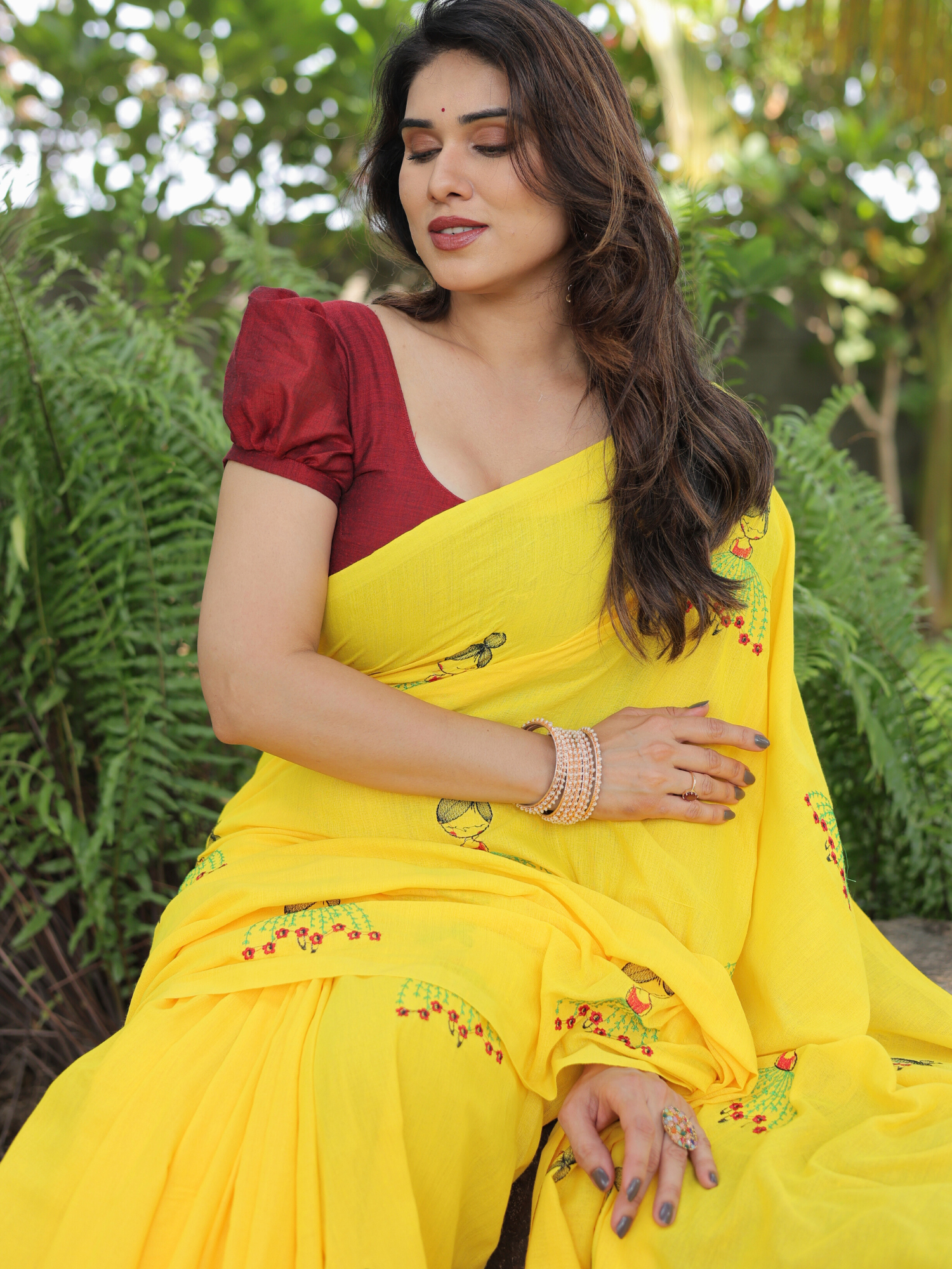 Gudiya yellow doll embroidery saree with blouse.