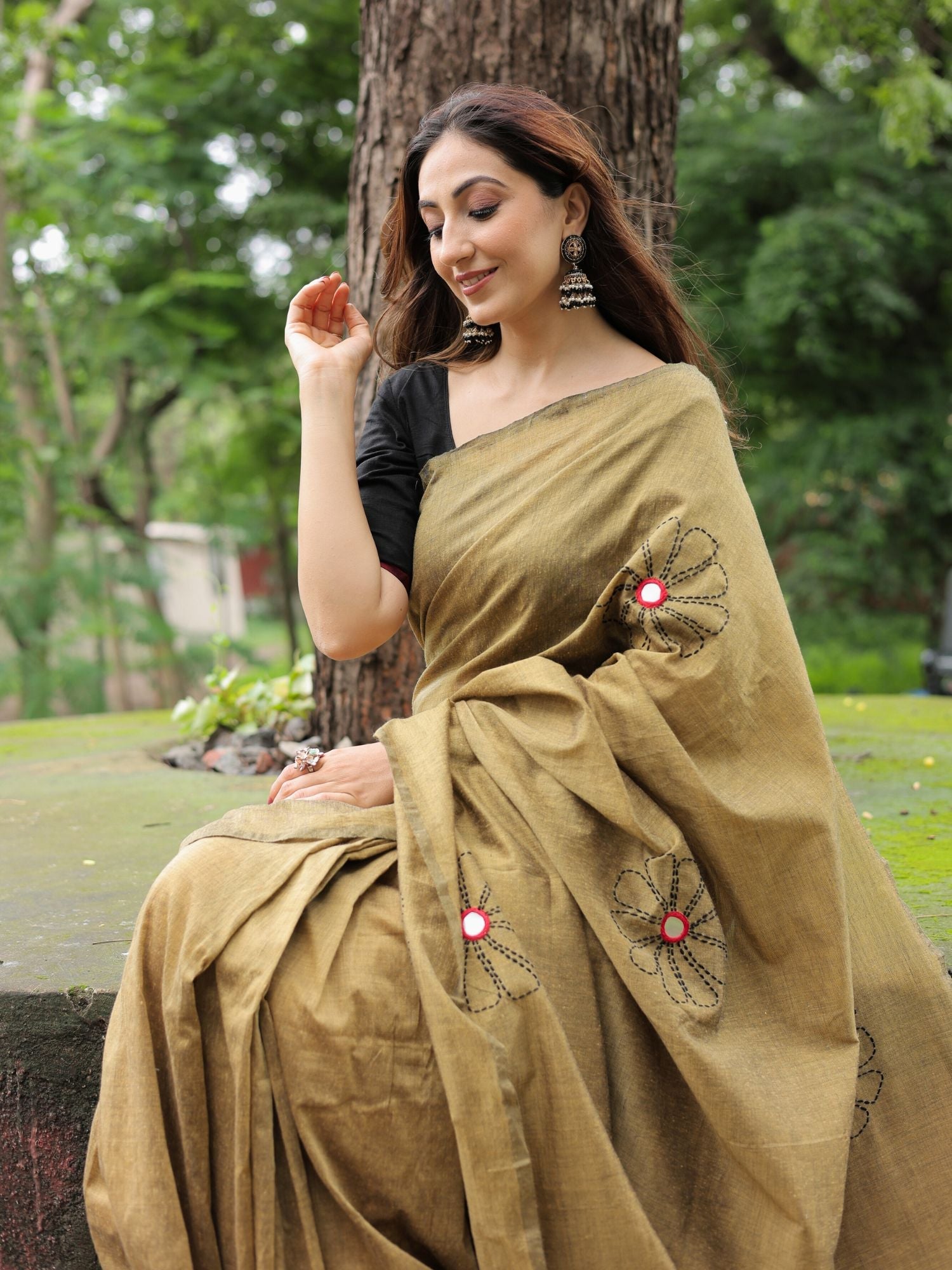 Kavita- Olive beige kanta work saree with blouse