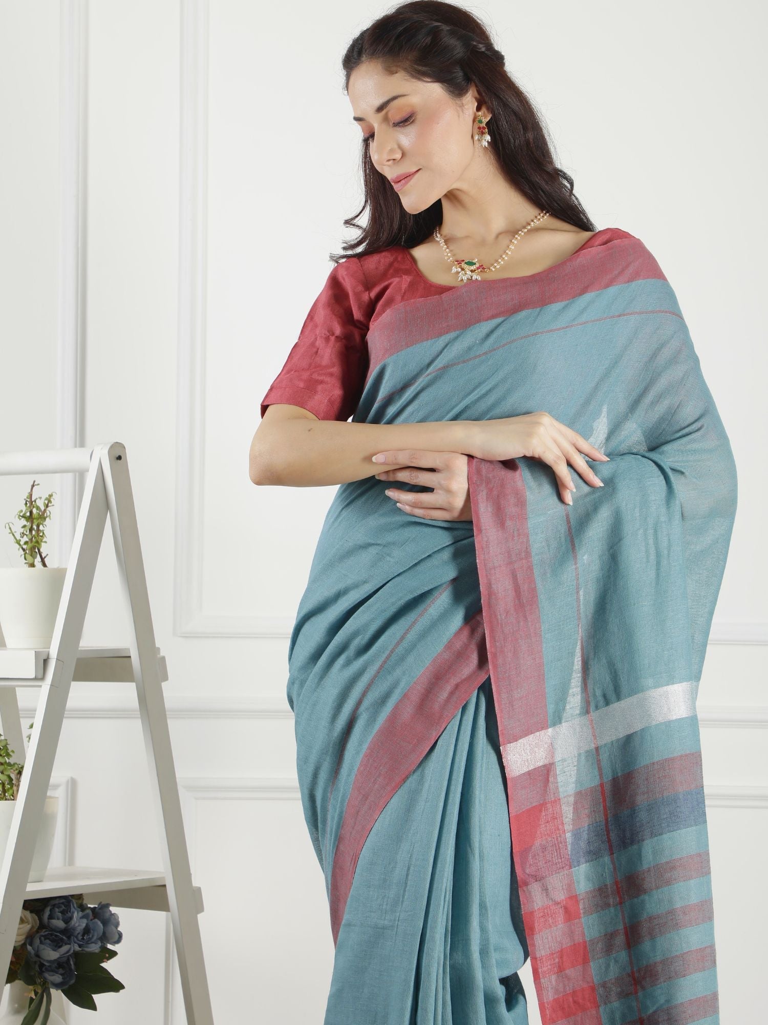Summer Sea Green Red Linen Cotton Texture Saree - Esha