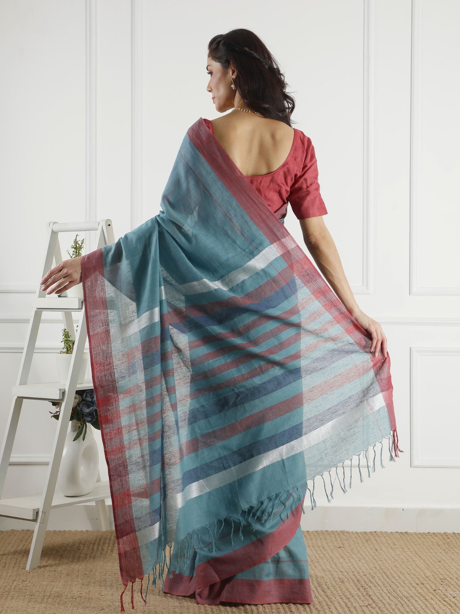 Summer Sea Green Red Linen Cotton Texture Saree - Esha