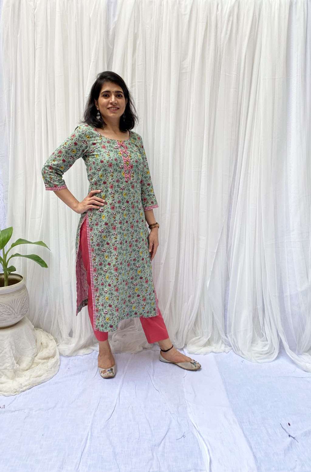 Soothing Green Cotton Floral Print Kurta with Bow Detail - Arya