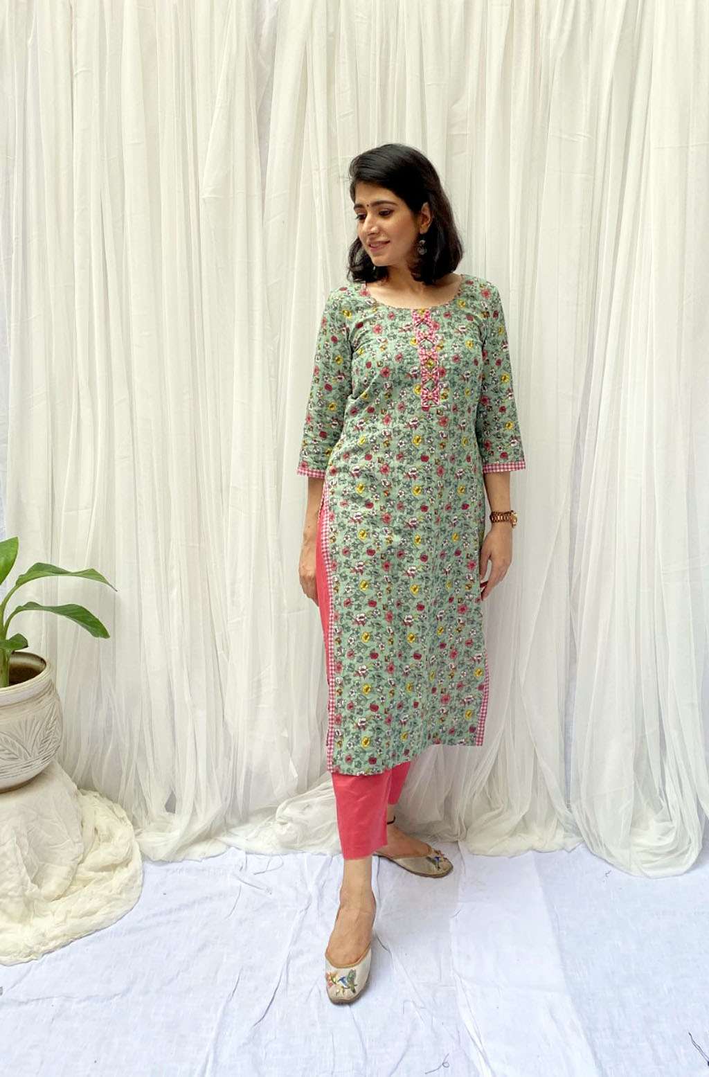 Soothing Green Cotton Floral Print Kurta with Bow Detail - Arya