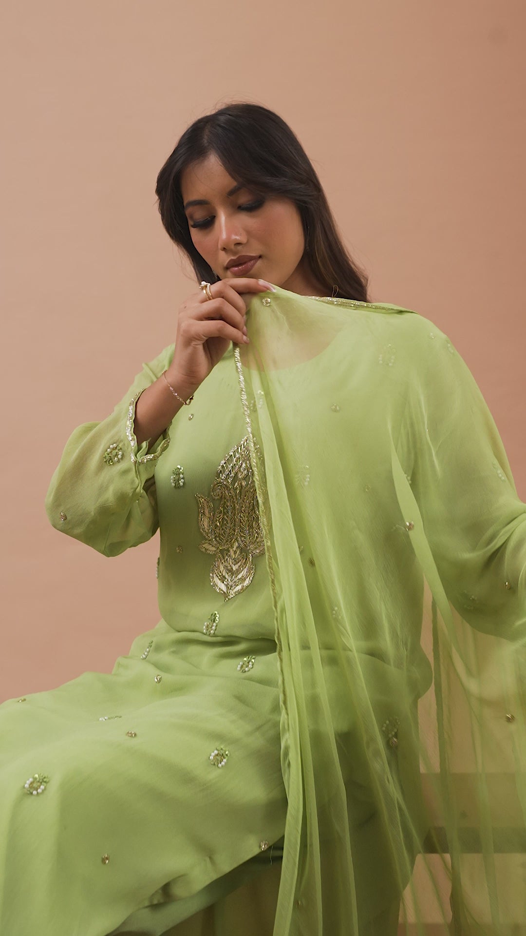 Load video: Green Zareen Kurta Set in Georgette with Chiffon Dupatta