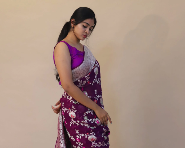 How to Style a Banaras Saree for Modern & Traditional Looks