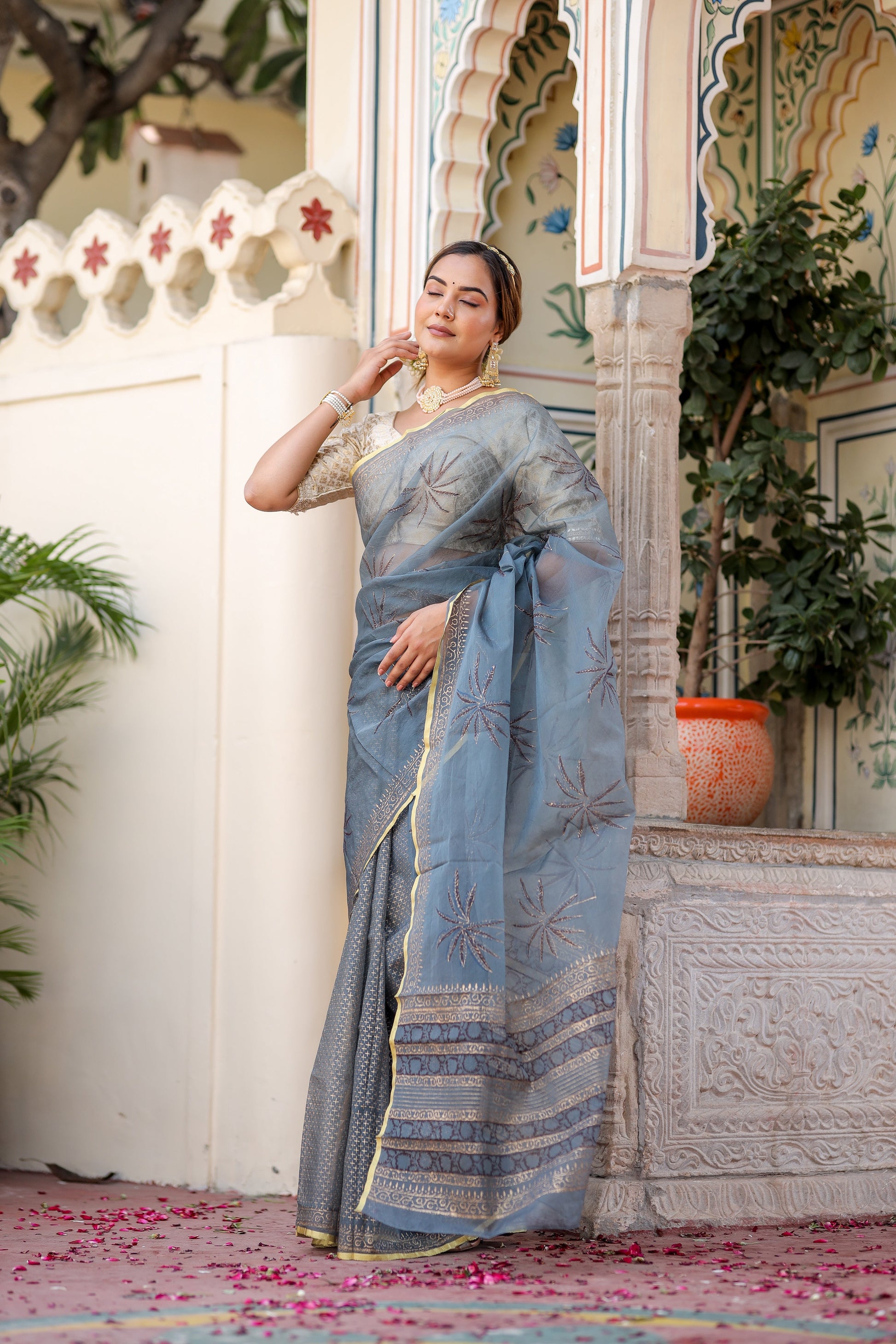 Exquisite Blue Grey Organza Saree Foil Print Zari Border Floral
