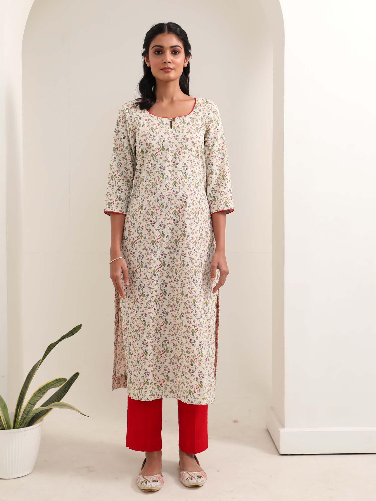 Versatile White Red Cotton Floral Print Kurta Pant Set - Ruhani