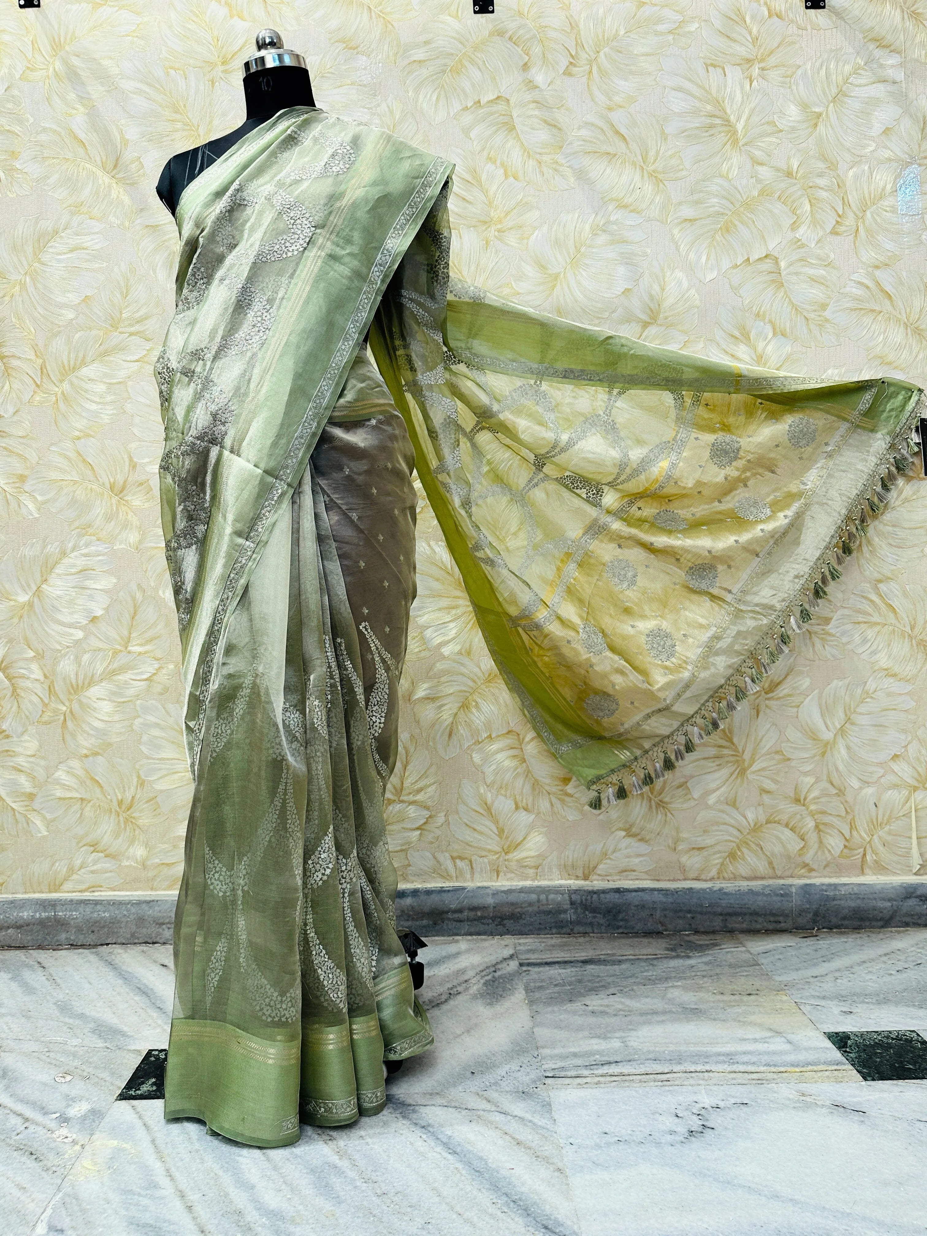 Beautiful Green Banaras Tissue Saree Silver Zari Embroidery