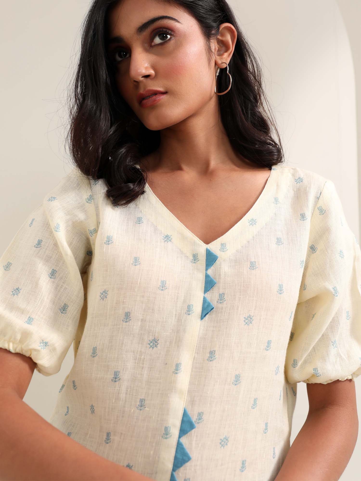 Classic Off White Blue Linen Cotton Floral Print Kurta Pant Set