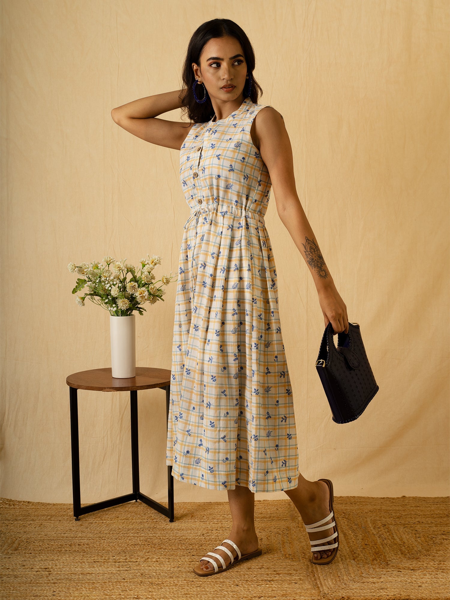 Ethereal White Yellow Cotton Checks Floral Dress Collar - Honey Comb