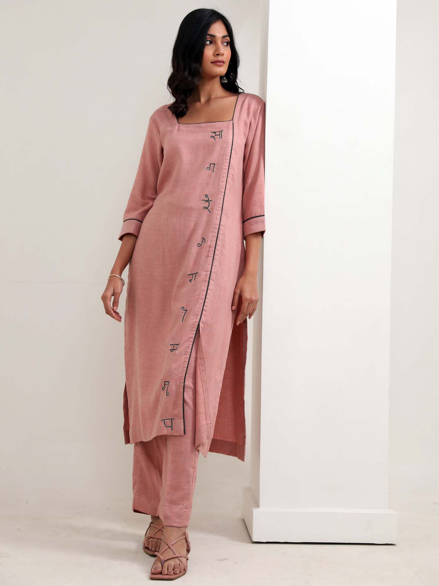 Soft Blush Pink Cotton Textured Kurta Pant Set Sargam Embroidery