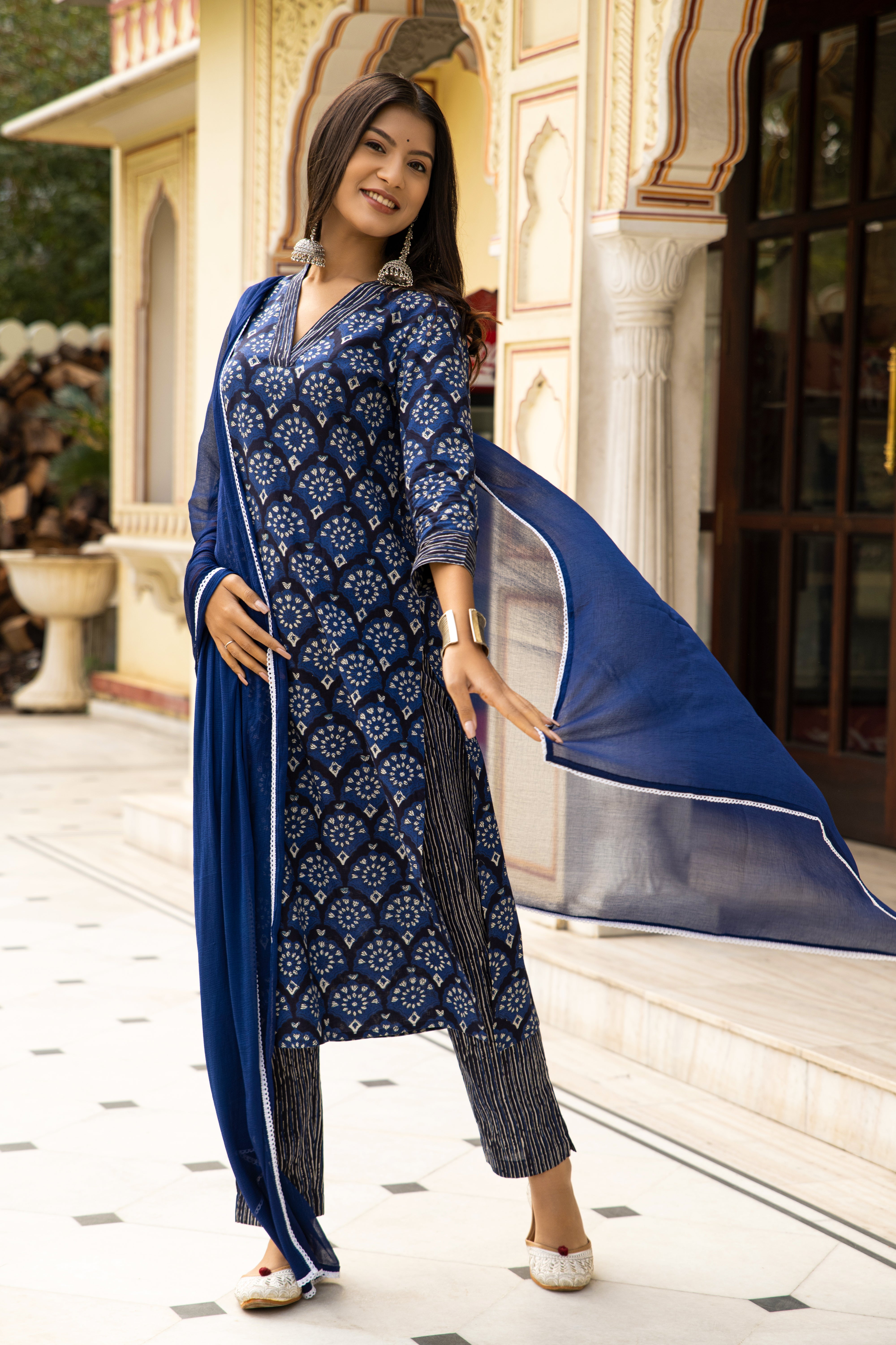 Blue Dabu Hand Block Cotton Kurta Pant & Chiffon Dupatta