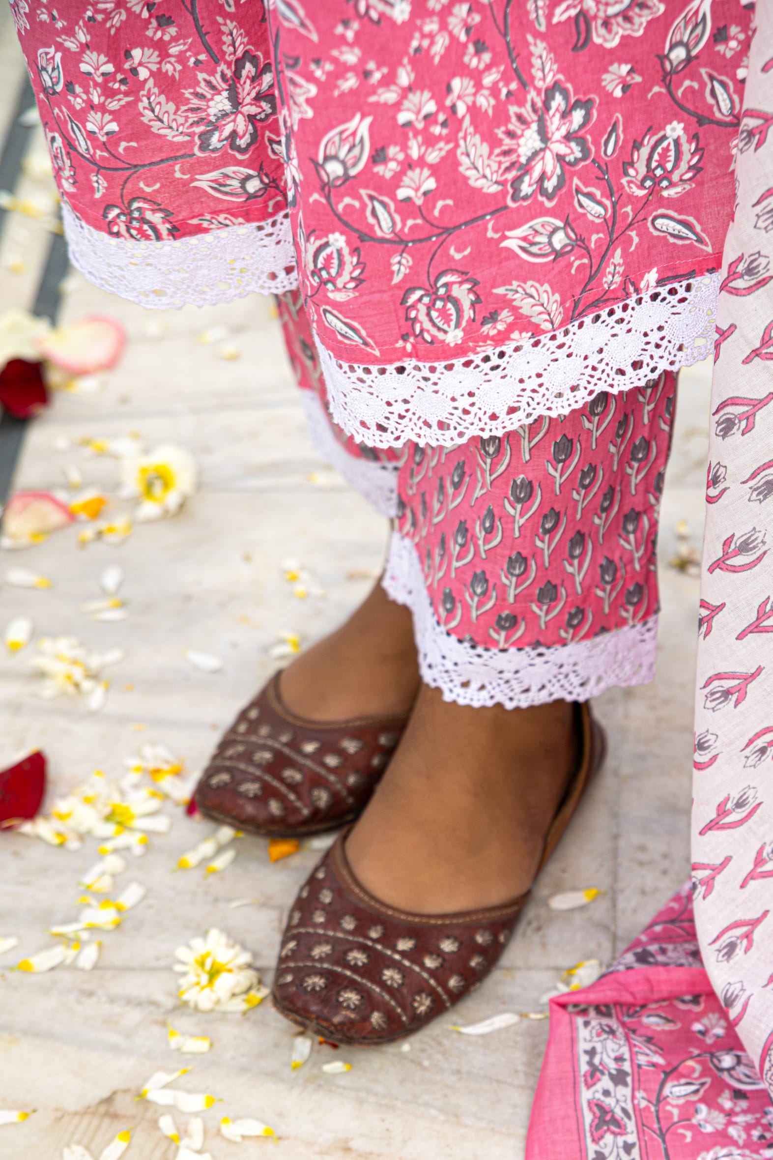 White Pink Hand Block Cotton Kurta Pant & Mulmul Dupatta