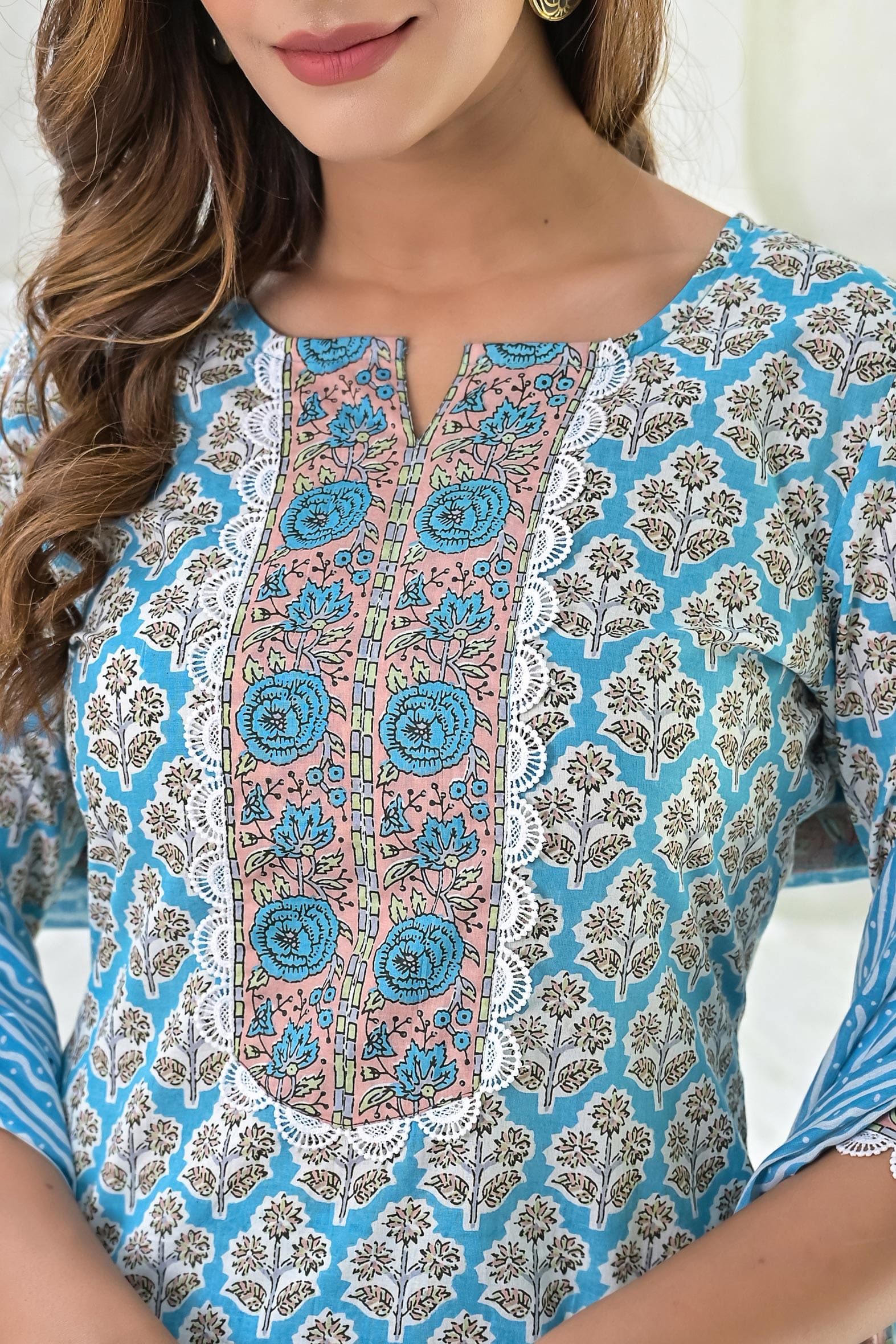 Stylish Blue Printed Cotton Kurta Pants Set