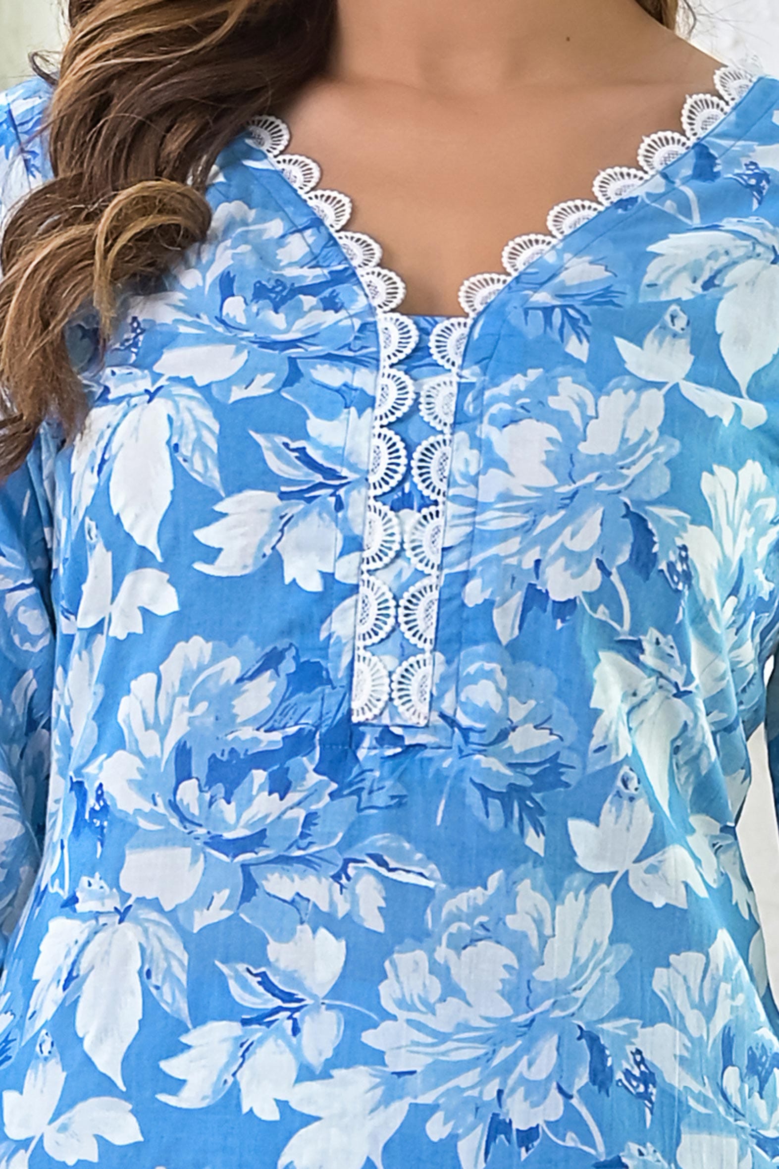 Classic White Blue Printed Cotton Kurta Pants Set