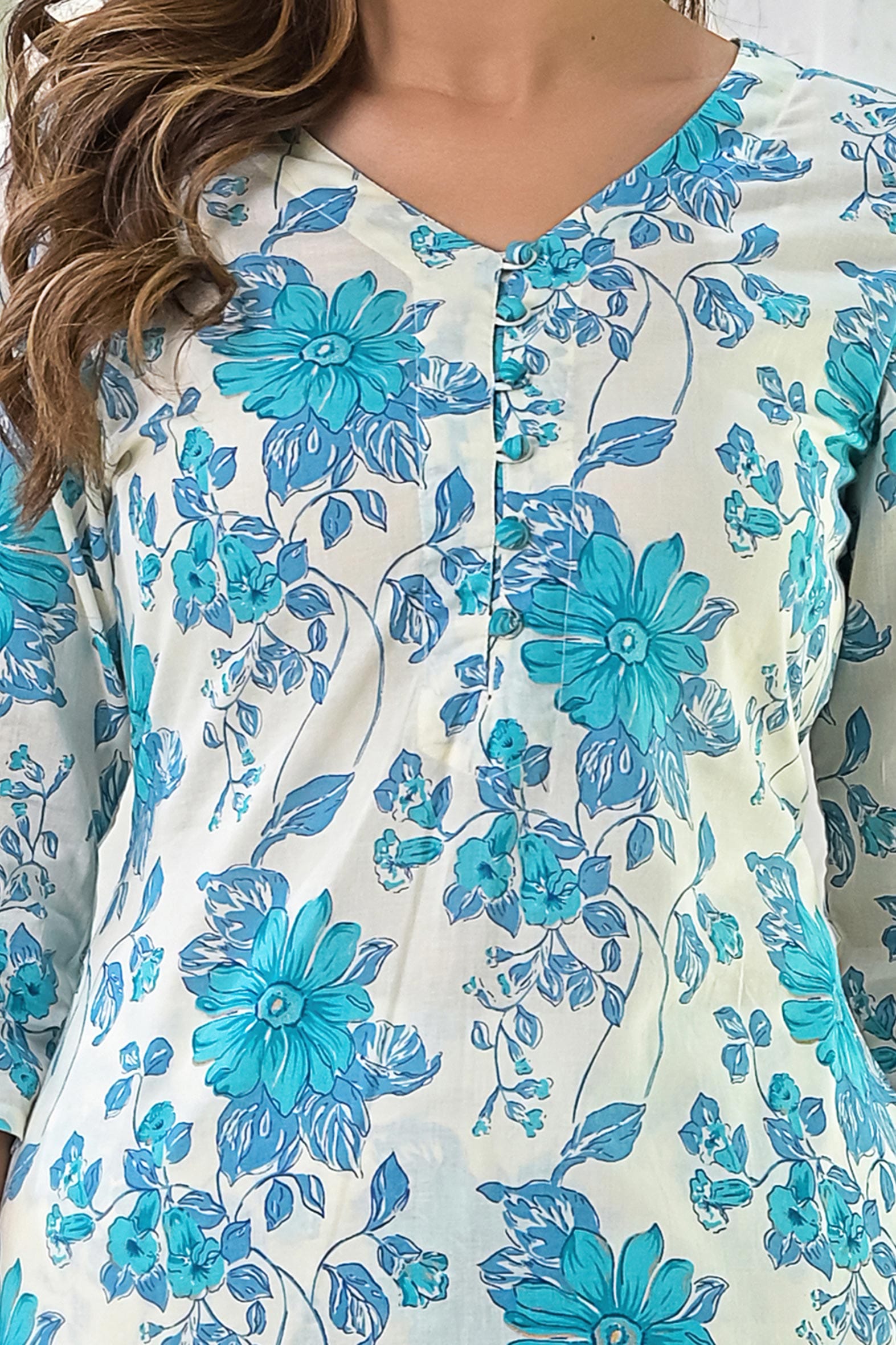 Elegant Off White Printed Cotton Kurta Pants Set